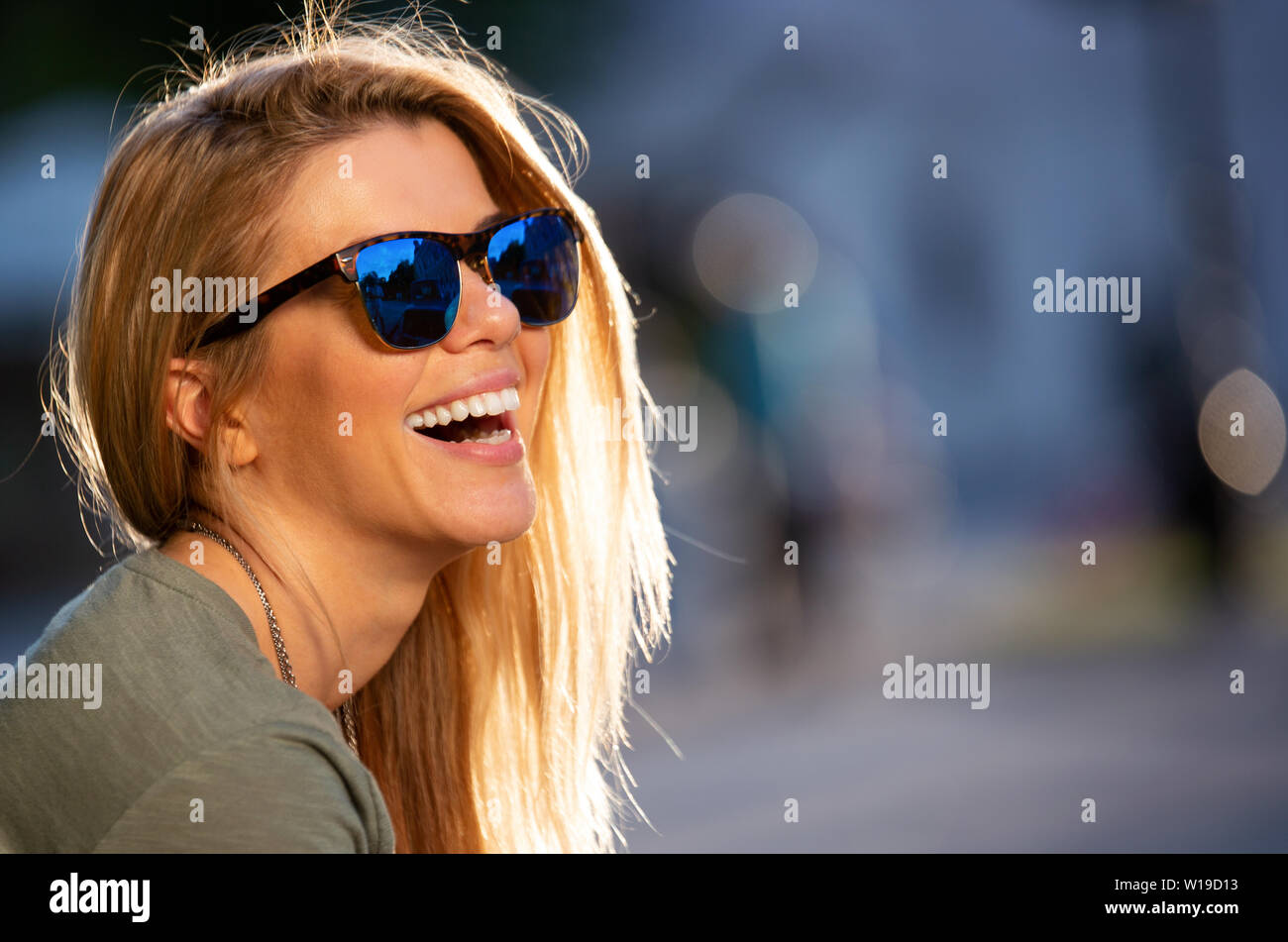 Happy girl tourist lady sunny hi-res stock photography and images - Alamy