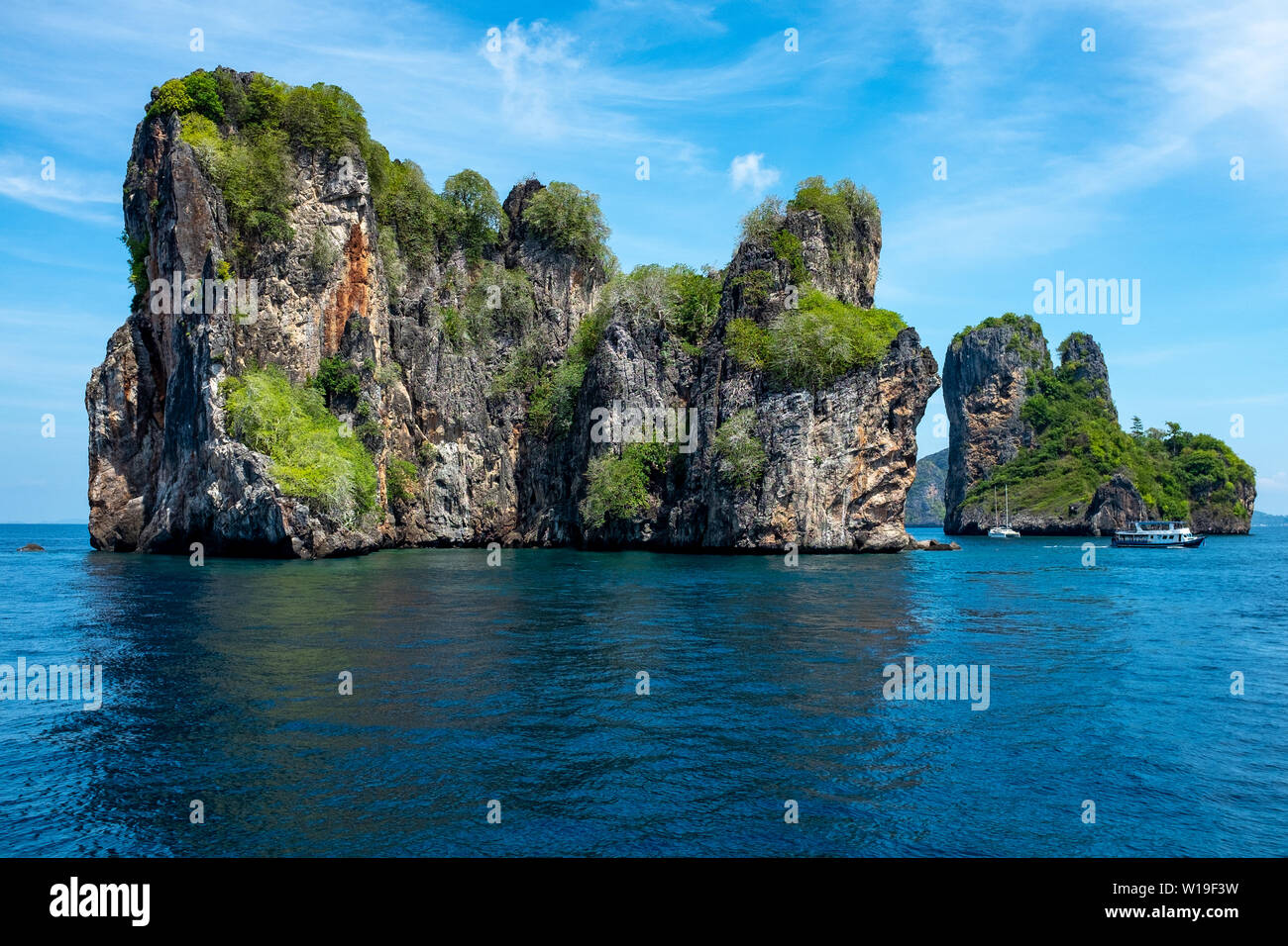 A Seascape Of A Small Limestone Thai Island In The Andaman Sea With The Flag Of Thailand In Tha Seascape Of A Beautiful Small Limestone Thai Island I Stock Photo Alamy