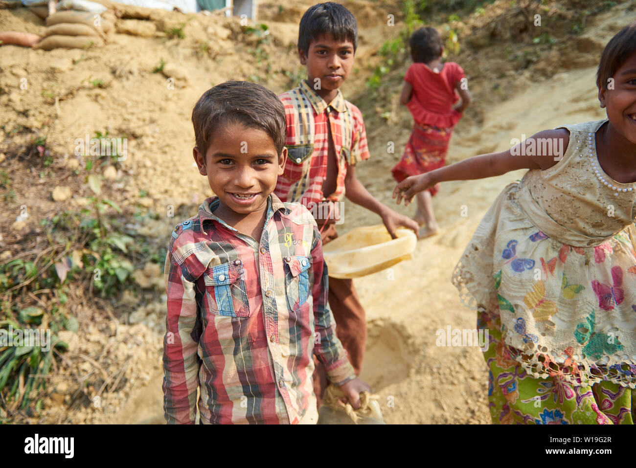 Children playing in Kutupalong Rohingya Refugee Camp, Bangladesh Stock Photo