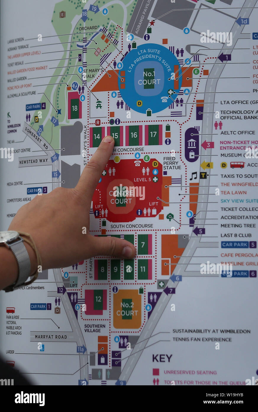 A map of the grounds on day one of the Wimbledon Championships at the All  England Lawn Tennis and Croquet Club, London Stock Photo - Alamy