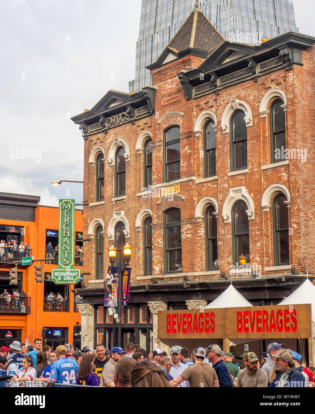 Merchants And Honky Tonk Central Bars On Broadway During Nfl Draft 19 Nashville Tennessee Usa Stock Photo Alamy
