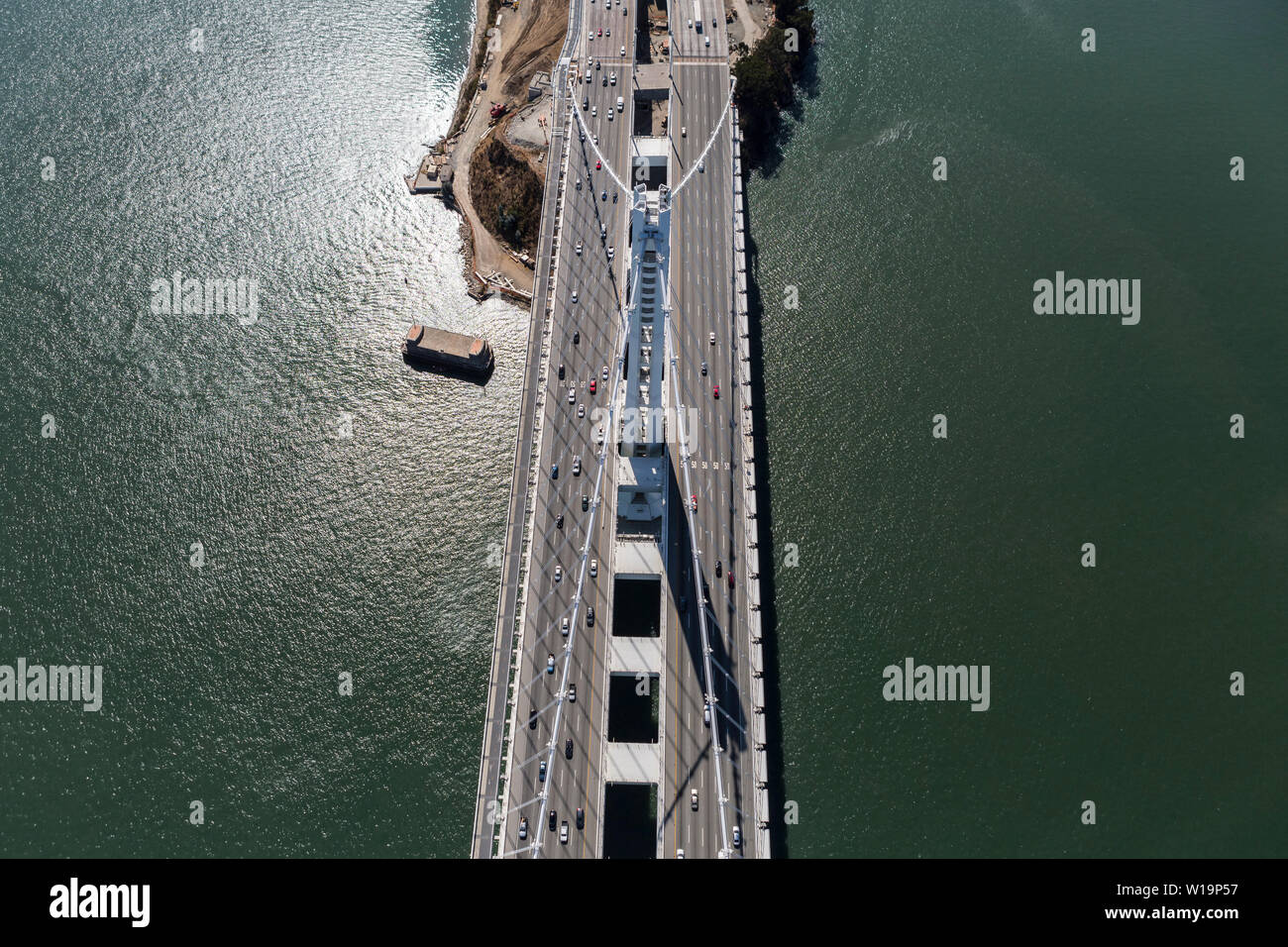 Traffic on the oakland bay bridge hi-res stock photography and images ...