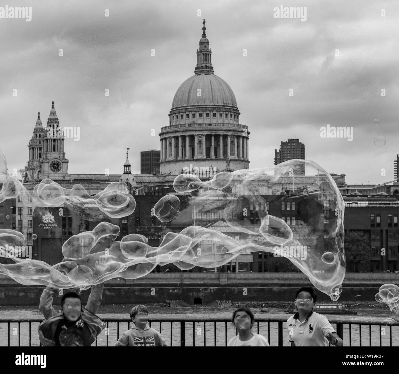 soapbubbles in London/ St Pauls Cathedral Stock Photo