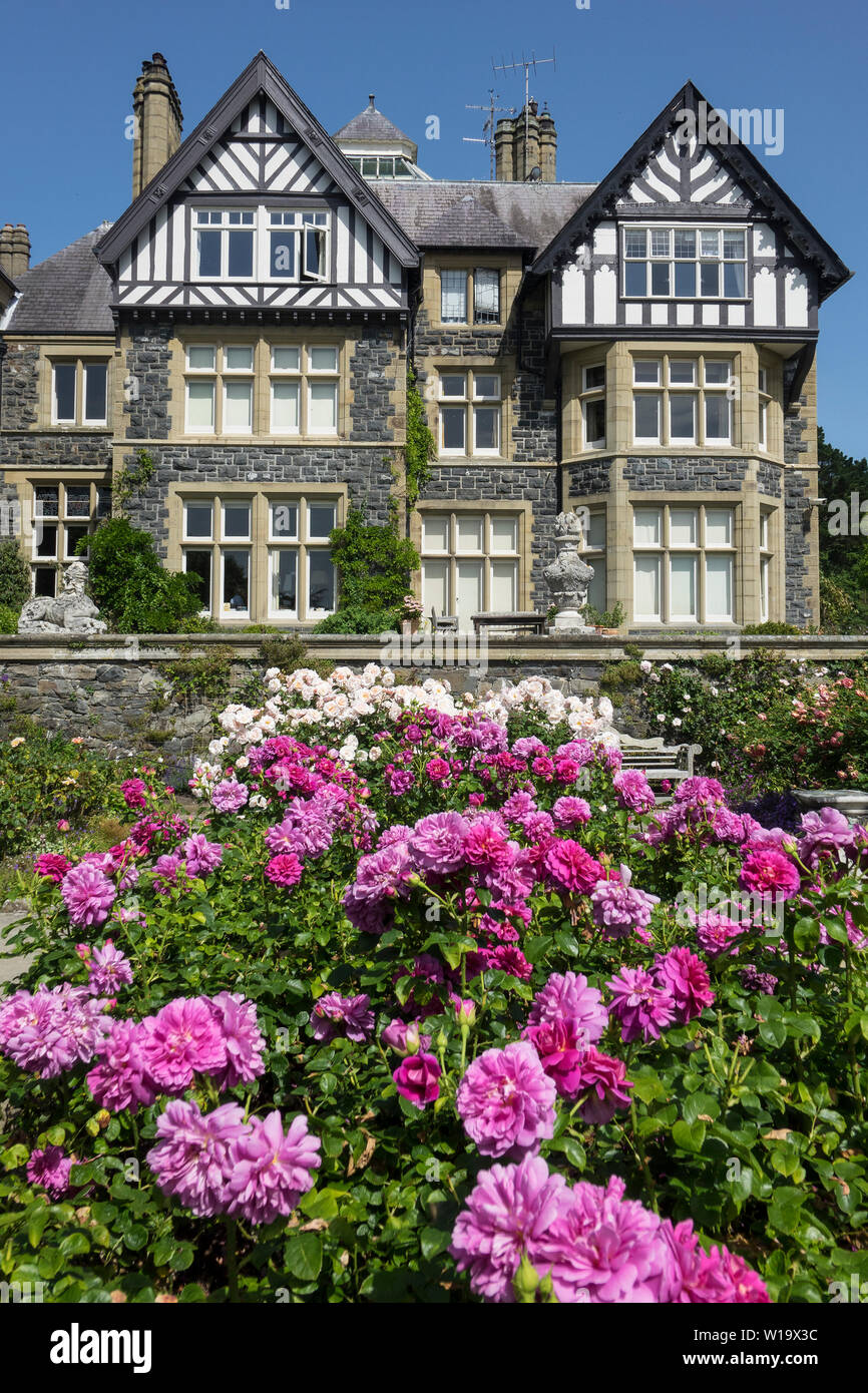 Wales, Conwy, Bodnant House & Garden Stock Photo Alamy