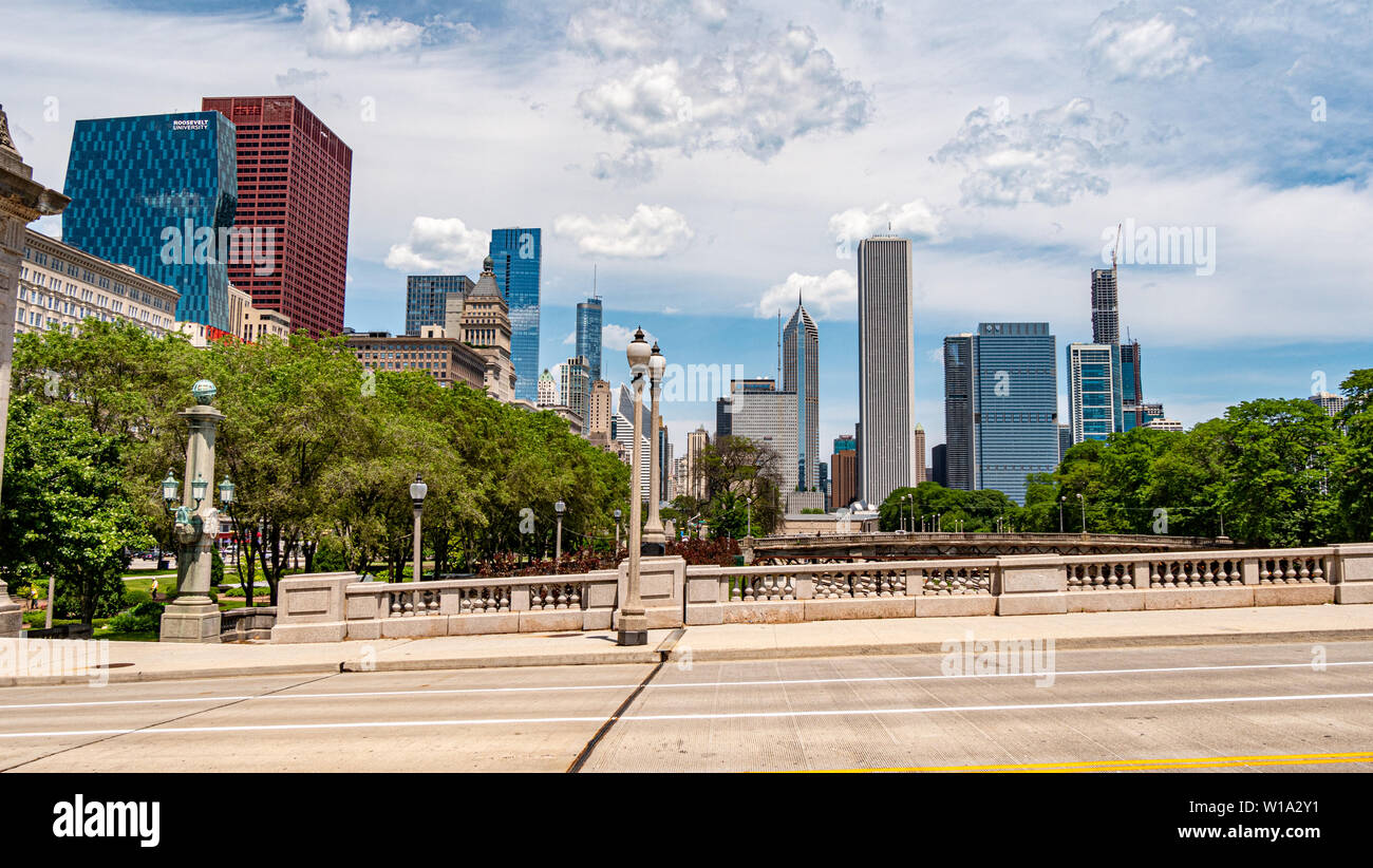 Photo inspiration: Visual Reference: Chicago Illinois Downtown Aerial 2019 Hi Res Stock Photography And