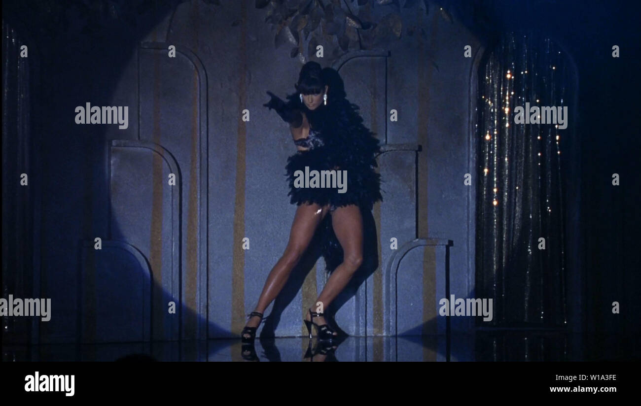 Demi moore 1996 striptease hi-res stock photography and images - Alamy