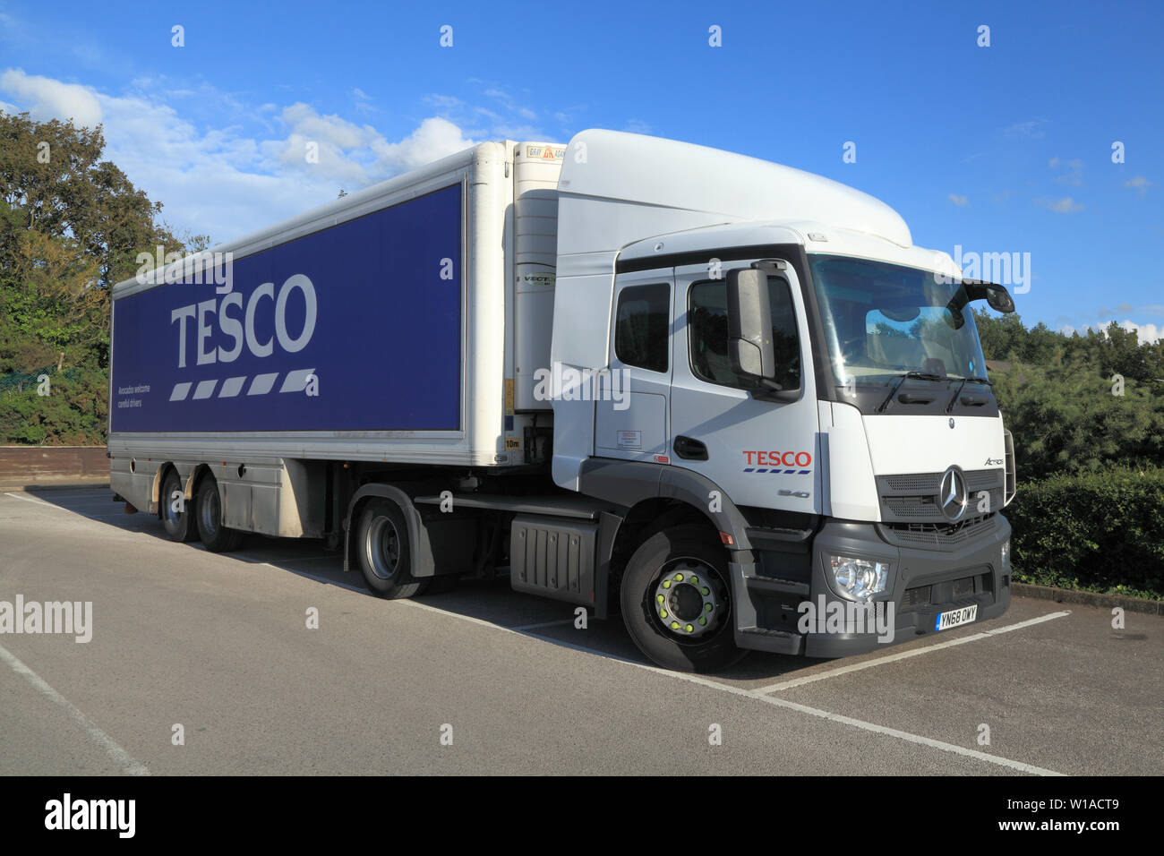 Tesco Supermarket, vehicle, transporter, lorry, articulated Stock Photo