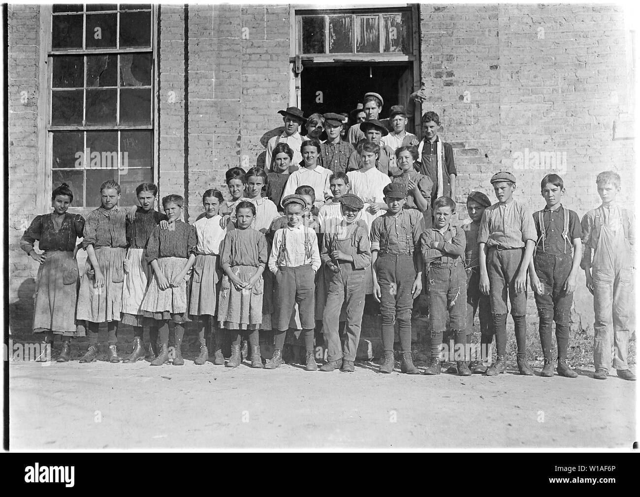 A few of the workers in Cherryville Mfg. Co. Cherryville, N.C Stock