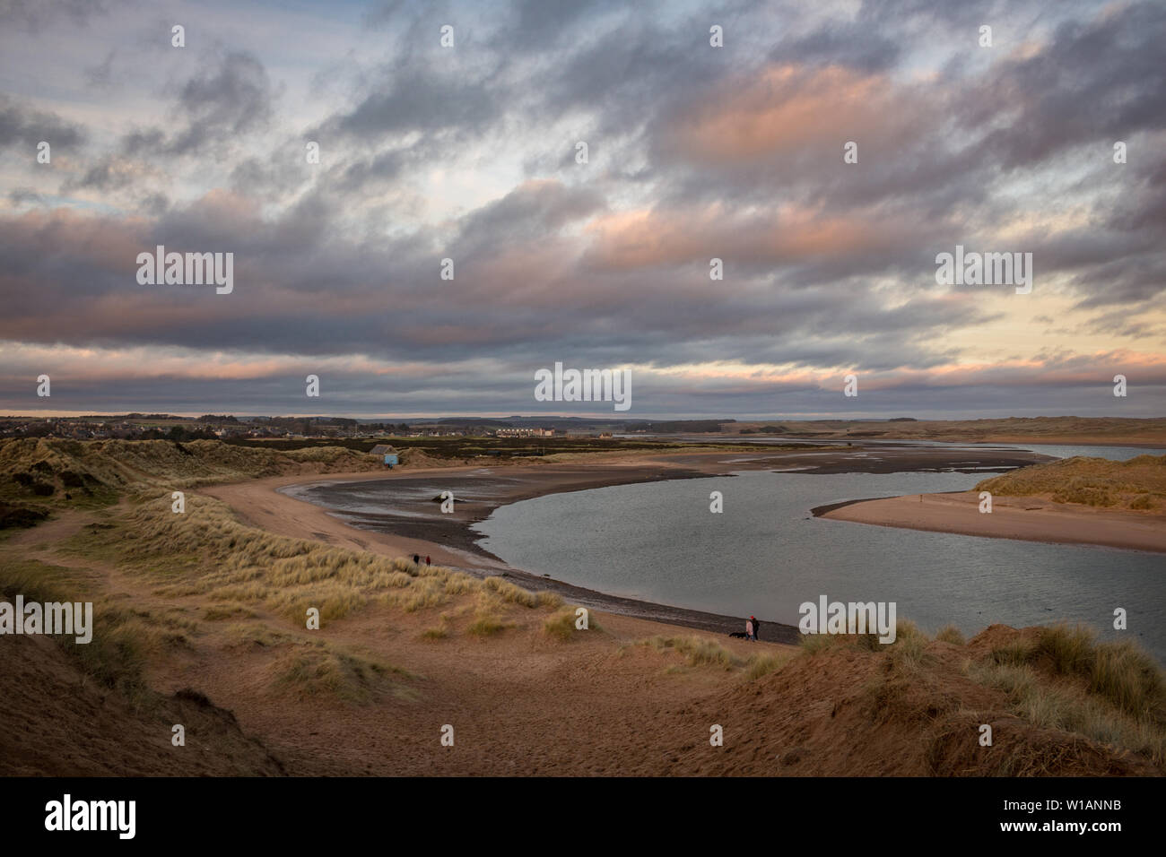 Setting sun at the Ythan Estuary, Newburgh, Aberdeenshire, Scotland, UK. Stock Photo