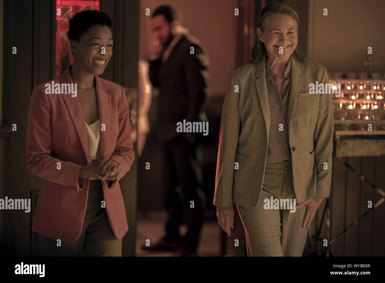 THE HANDMAID'S TALE, from left Samira Wiley, Cherry Jones in 'God Bless the Child', (Season 3