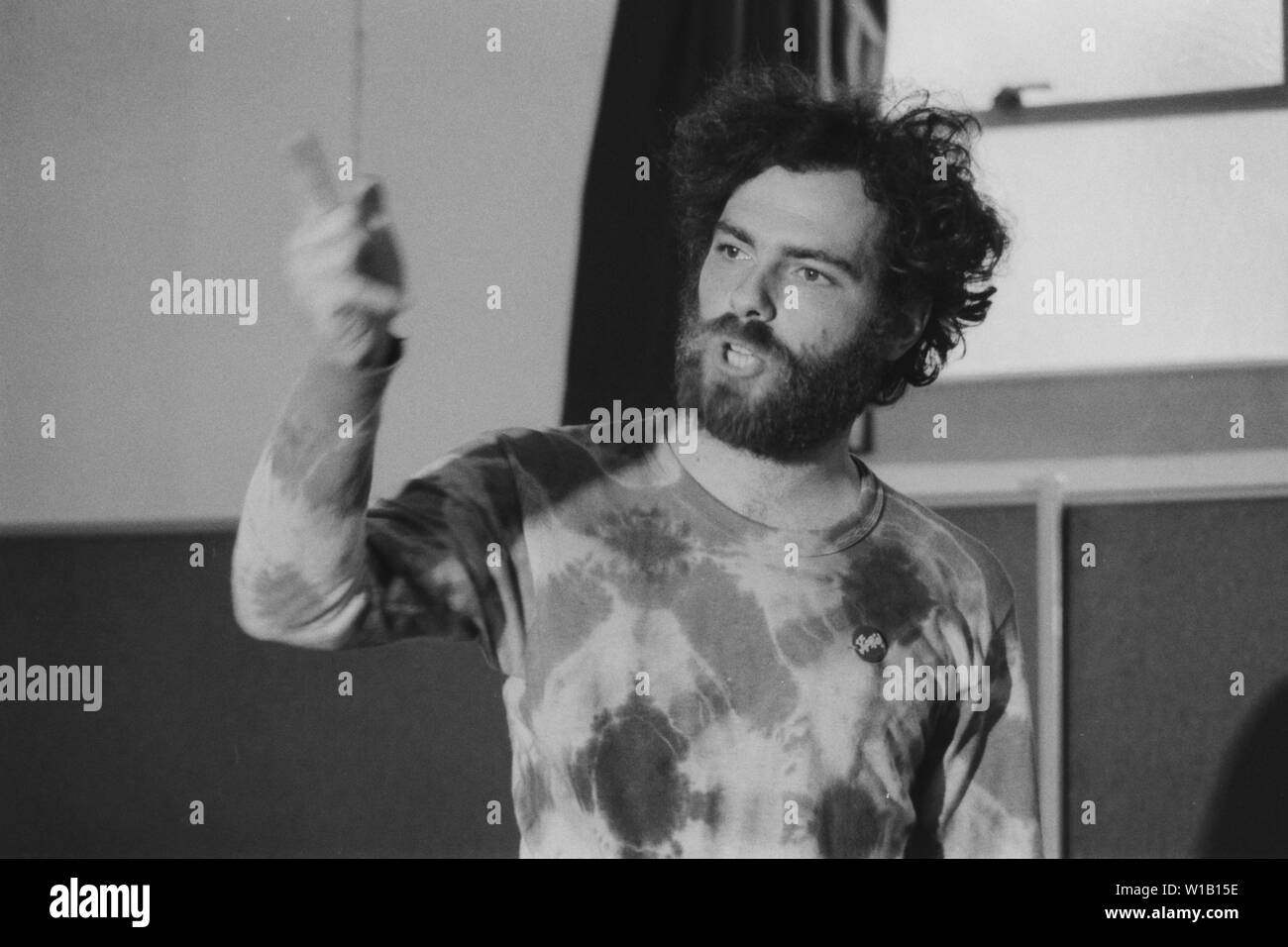Leftist radical Yippie  ( Youth International Party )  co founder Jerry Rubin speaks to a crowd in a Cincinnati, Ohio synagogue in 1968. Stock Photo
