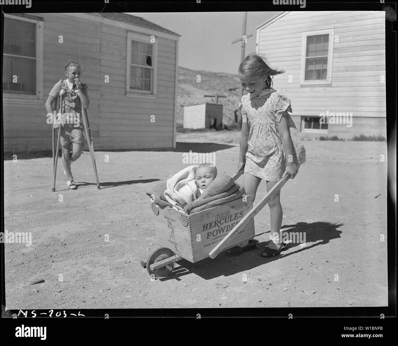 Powder box history hi-res stock photography and images - Alamy