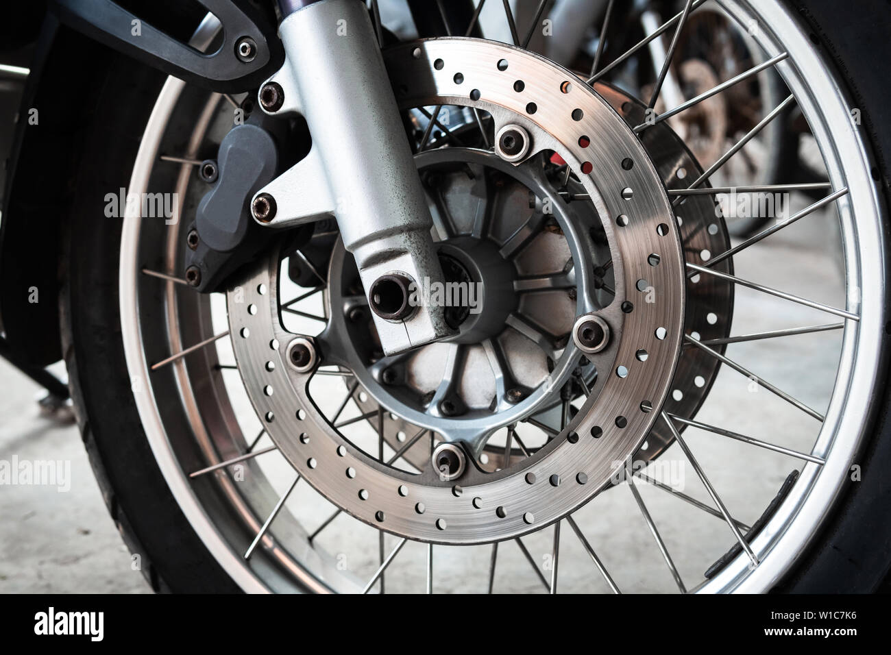 Motorcycle wheels hires stock photography and images Alamy