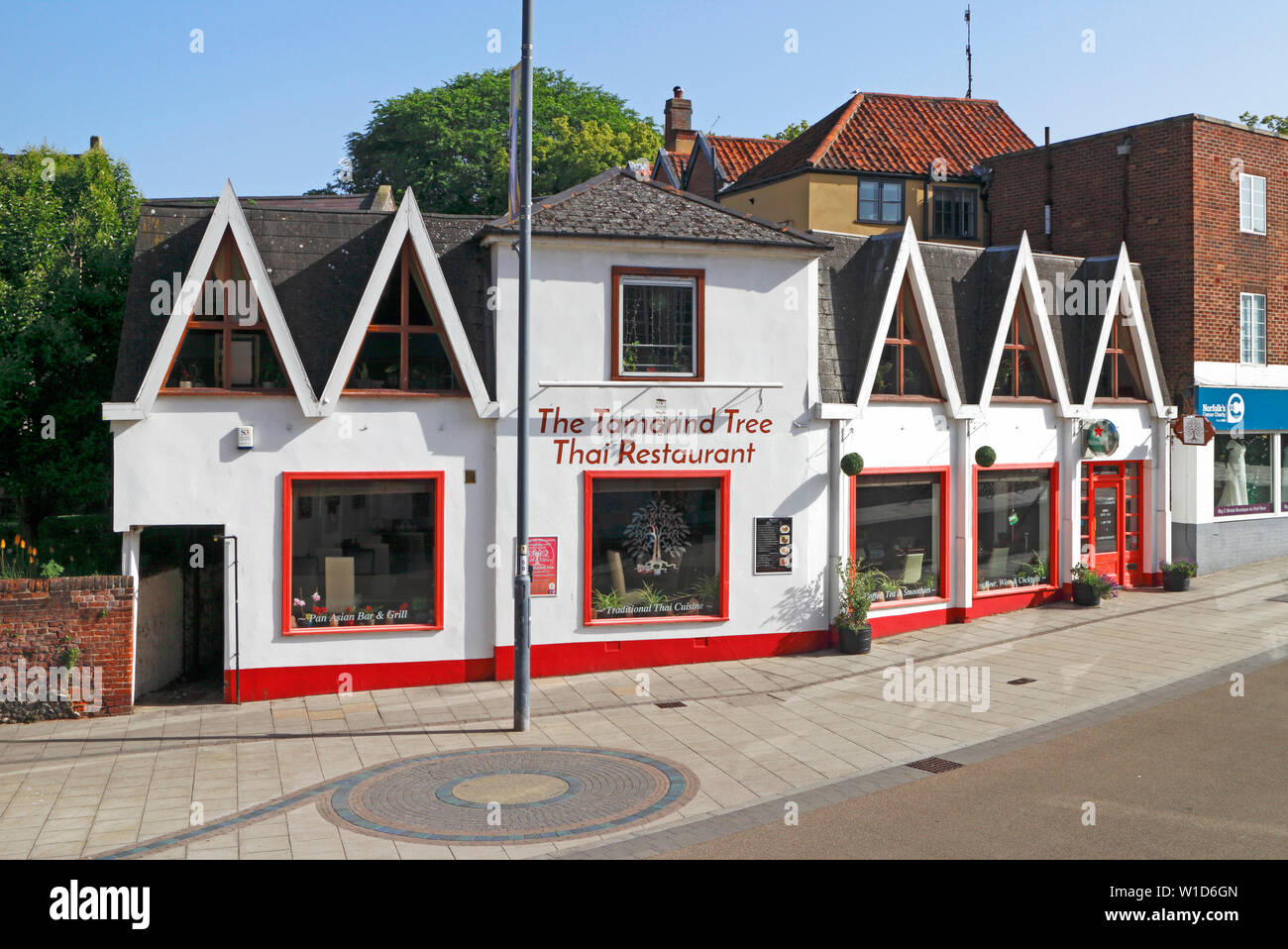 A View Of The Tamarind Tree Thai Restaurant In The City Centre Of Norwich Norfolk England United Kingdom Europe Stock Photo Alamy A View Of The Tamarind Tree Thai Restaurant In The City Centre Of Norwich Norfolk England United Kingdom Europe Stock Photo Alamy