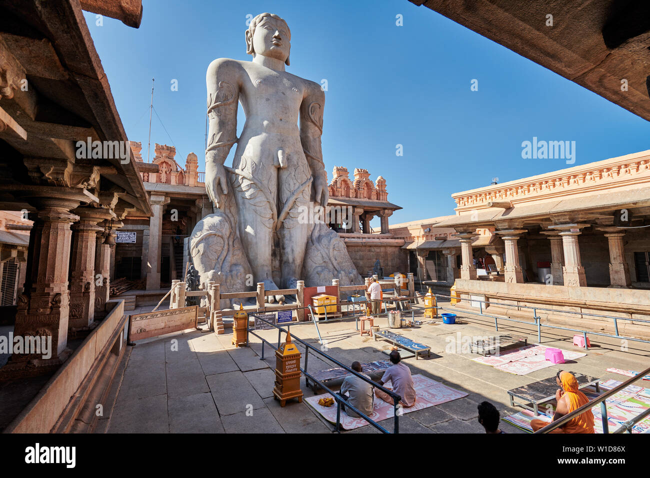 monolithic Gommateshwara statue at Shravanabelagola, Shravanabelagola