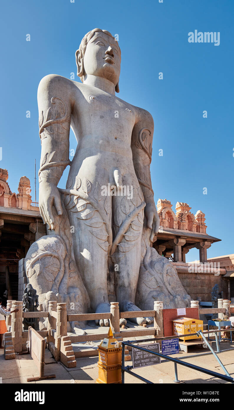 Gommateshwara Statue High Resolution Stock Photography and Images Alamy