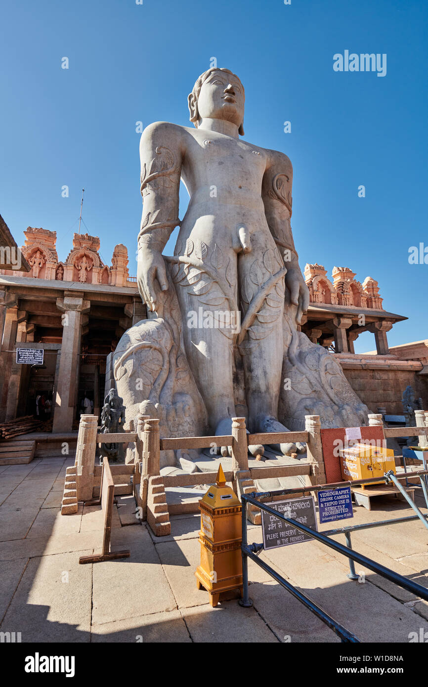 monolithic Gommateshwara statue at Shravanabelagola, Shravanabelagola