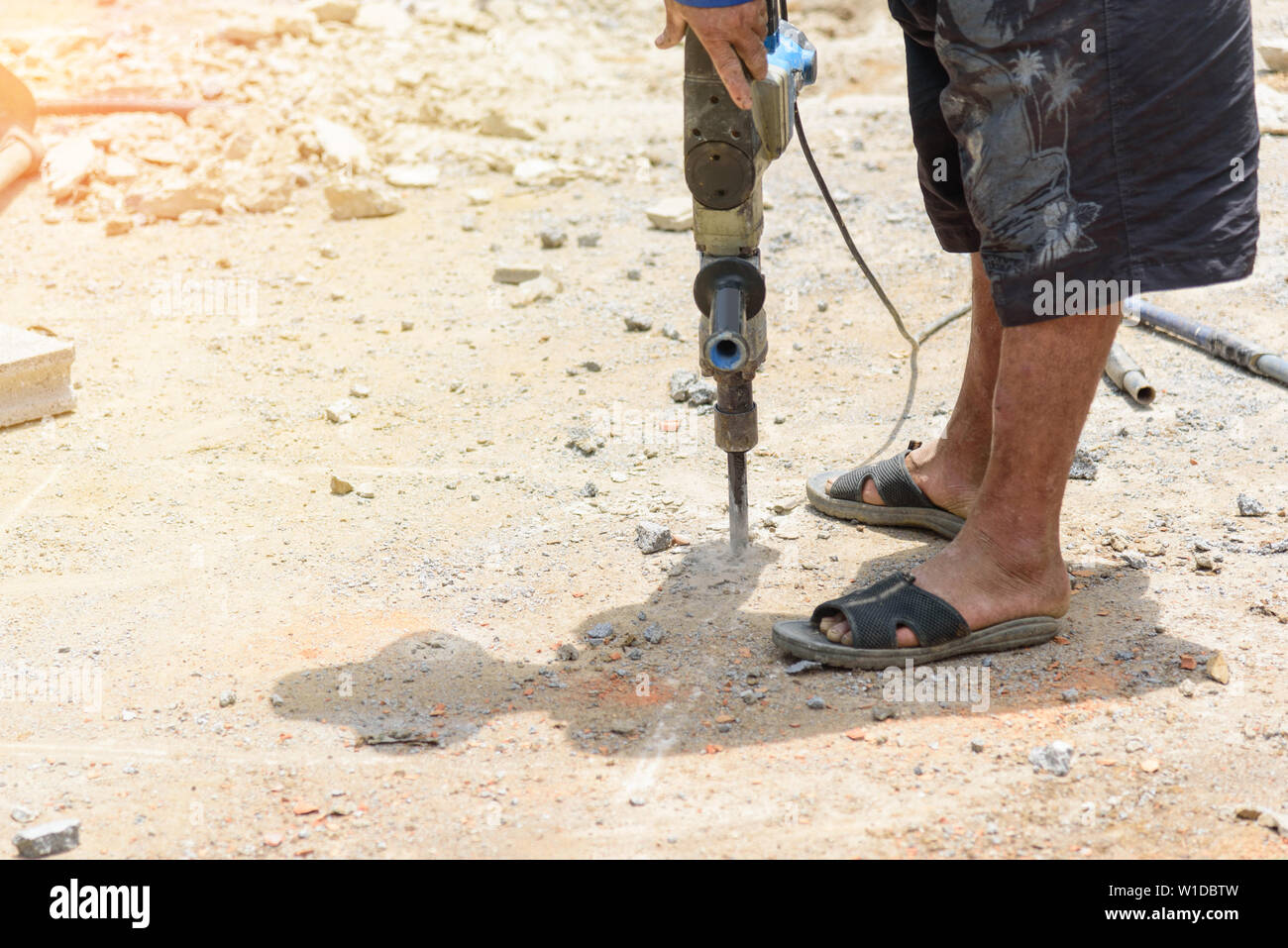Mortar drilling machine hires stock photography and images Alamy