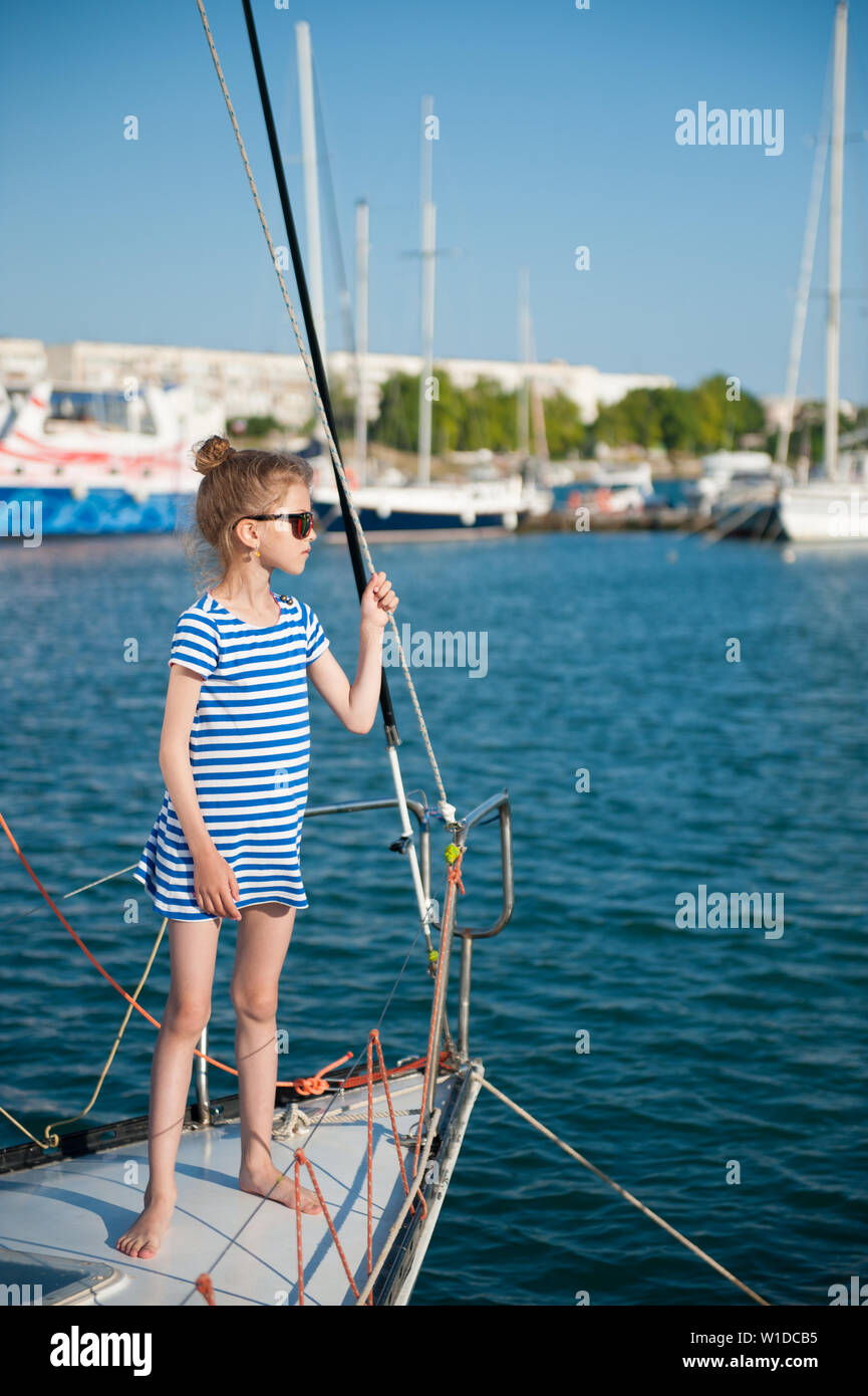 Tan Sail High Resolution Stock Photography And Images Alamy Tan Sail High Resolution Stock Photography And Images Alamy