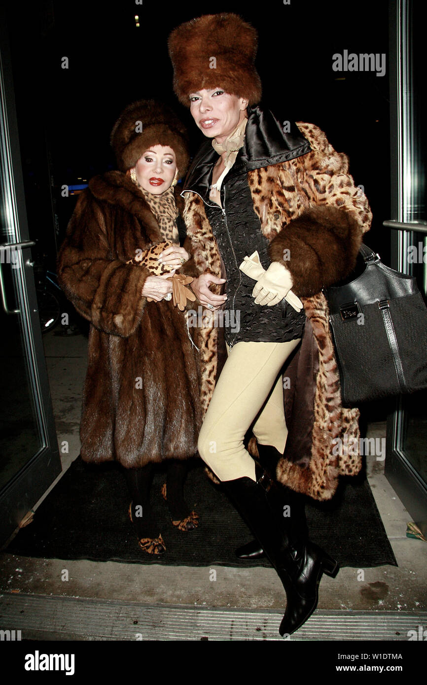 New York, USA. 5 February, 2009. Lady Betty Grafstein, Jose Constello