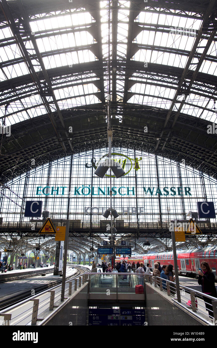 Cologne railway station, Germany Stock Photo Alamy
