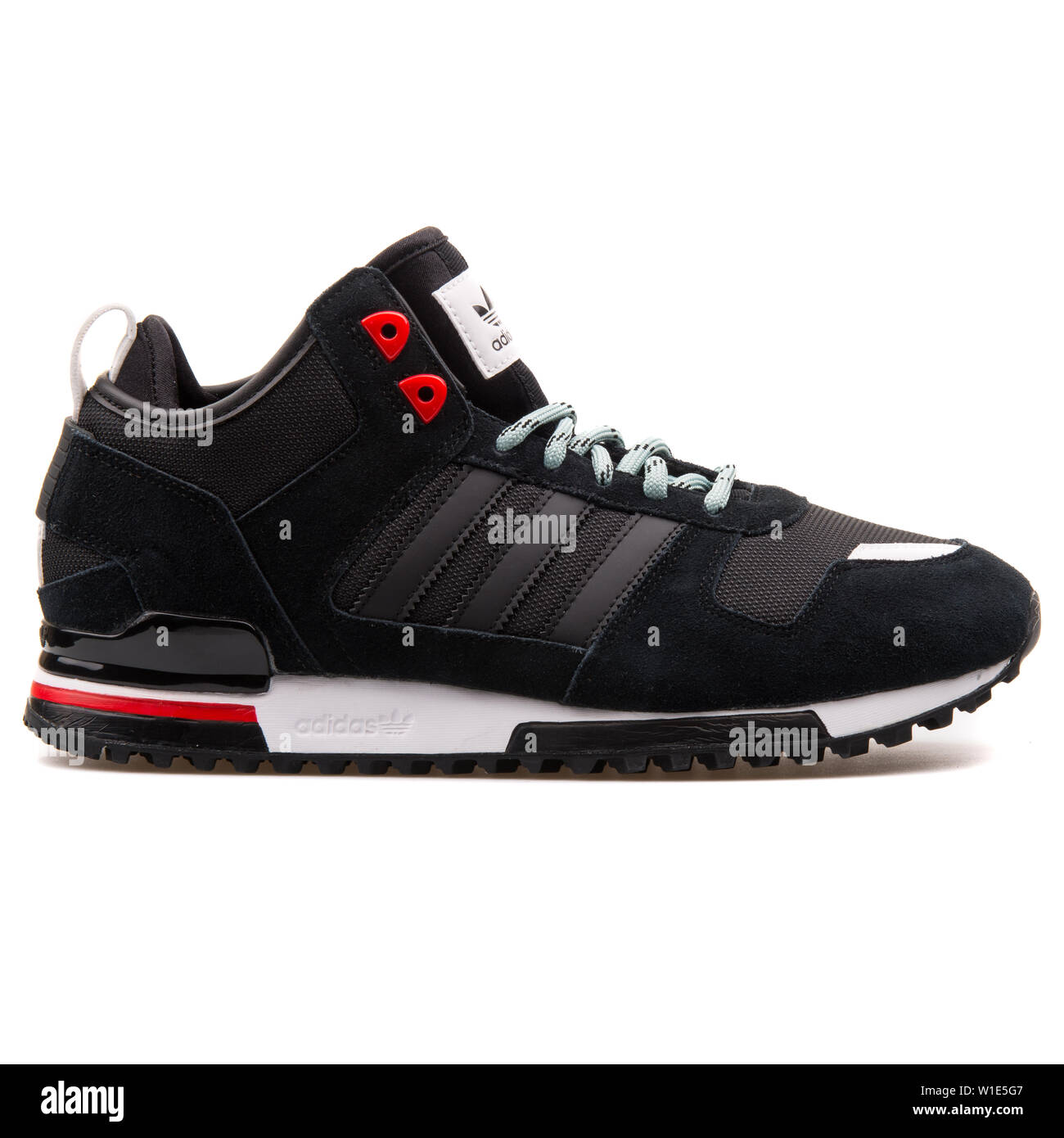 zx 700 2017