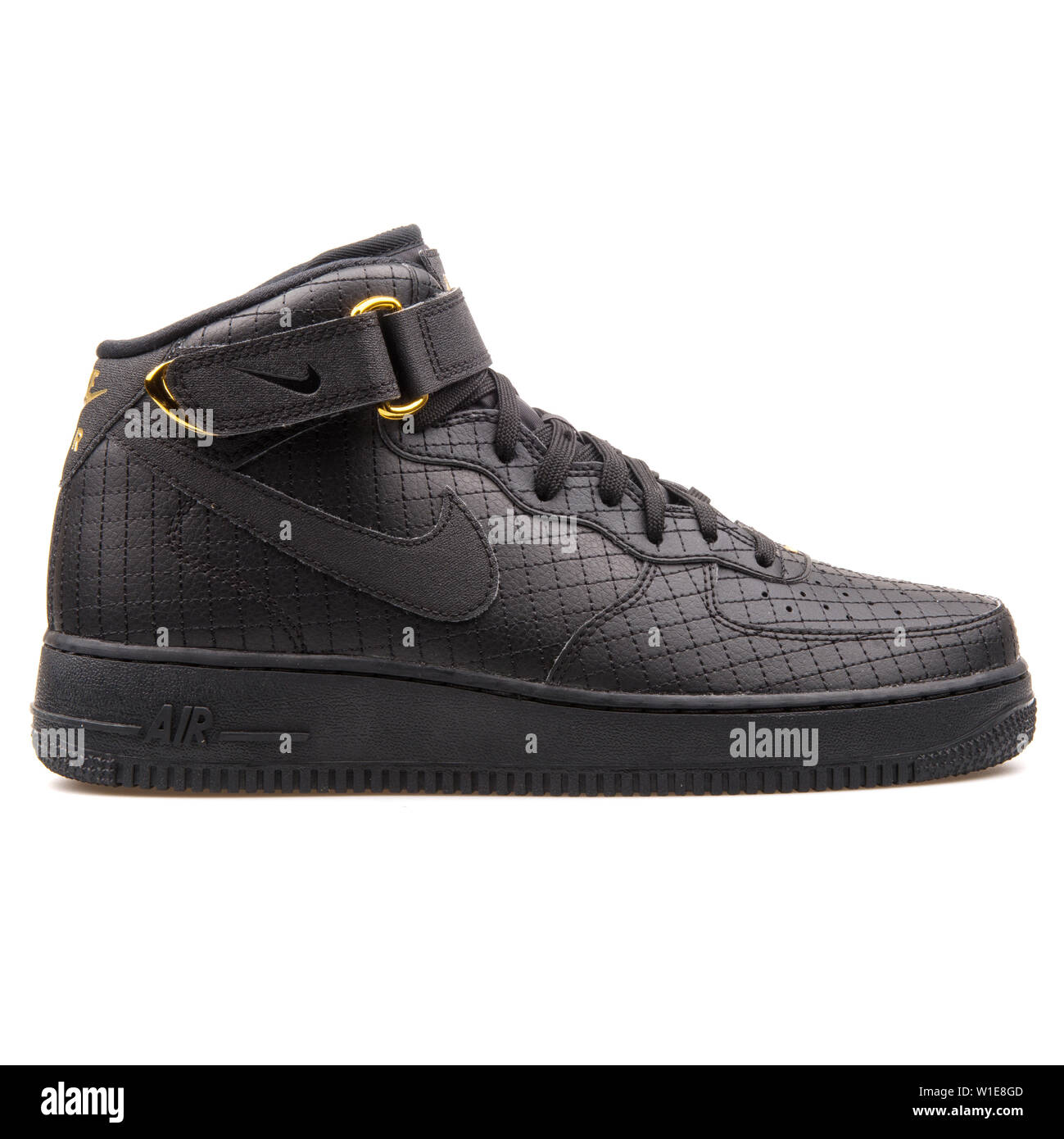 Air force 1 sneaker hi-res stock photography and images - Page 5 - Alamy