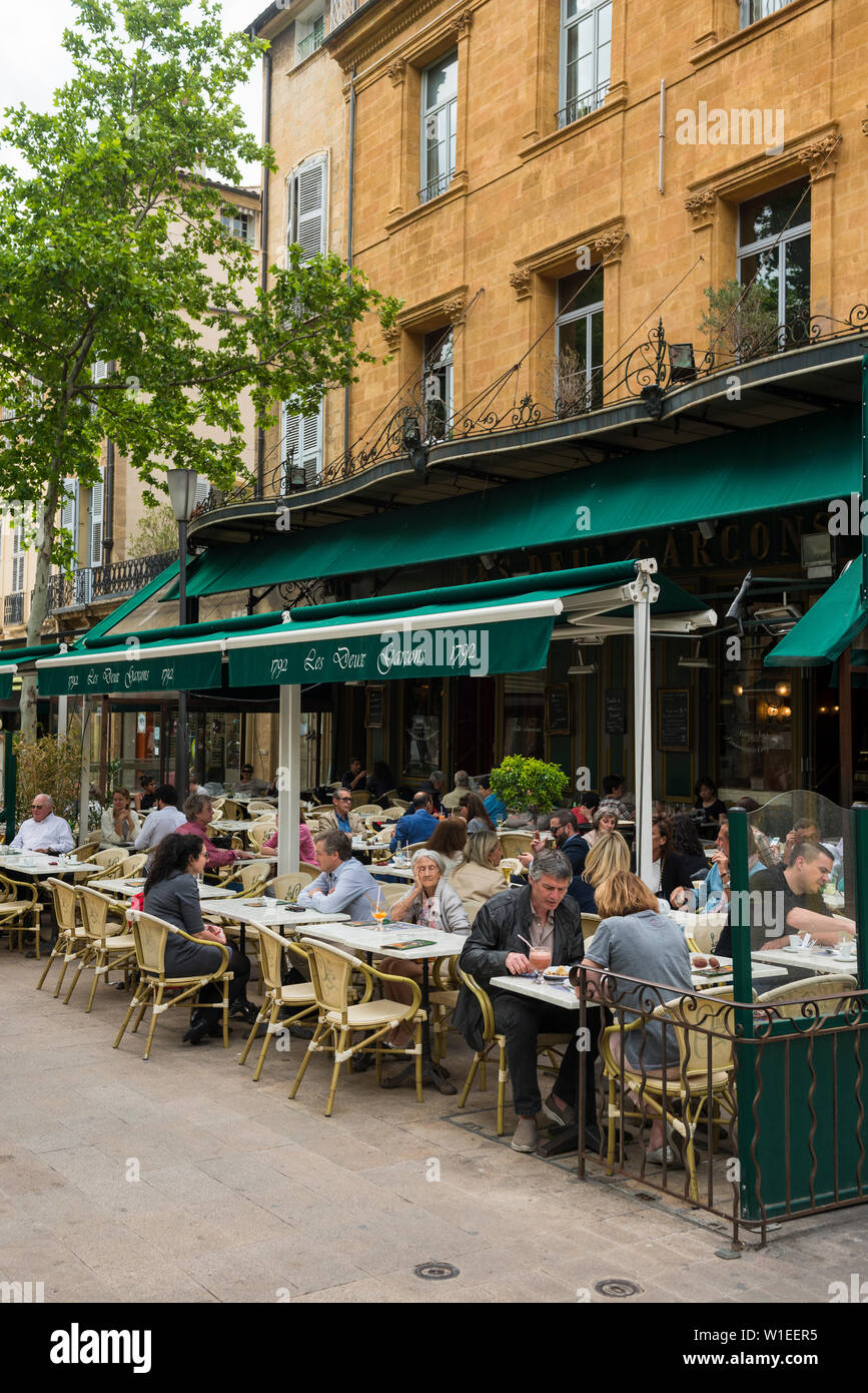 Cafe, Aix en Provence, Bouches du Rhone, Provence, Provence-Alpes-Cote d'Azur, France, Europe Stock Photo