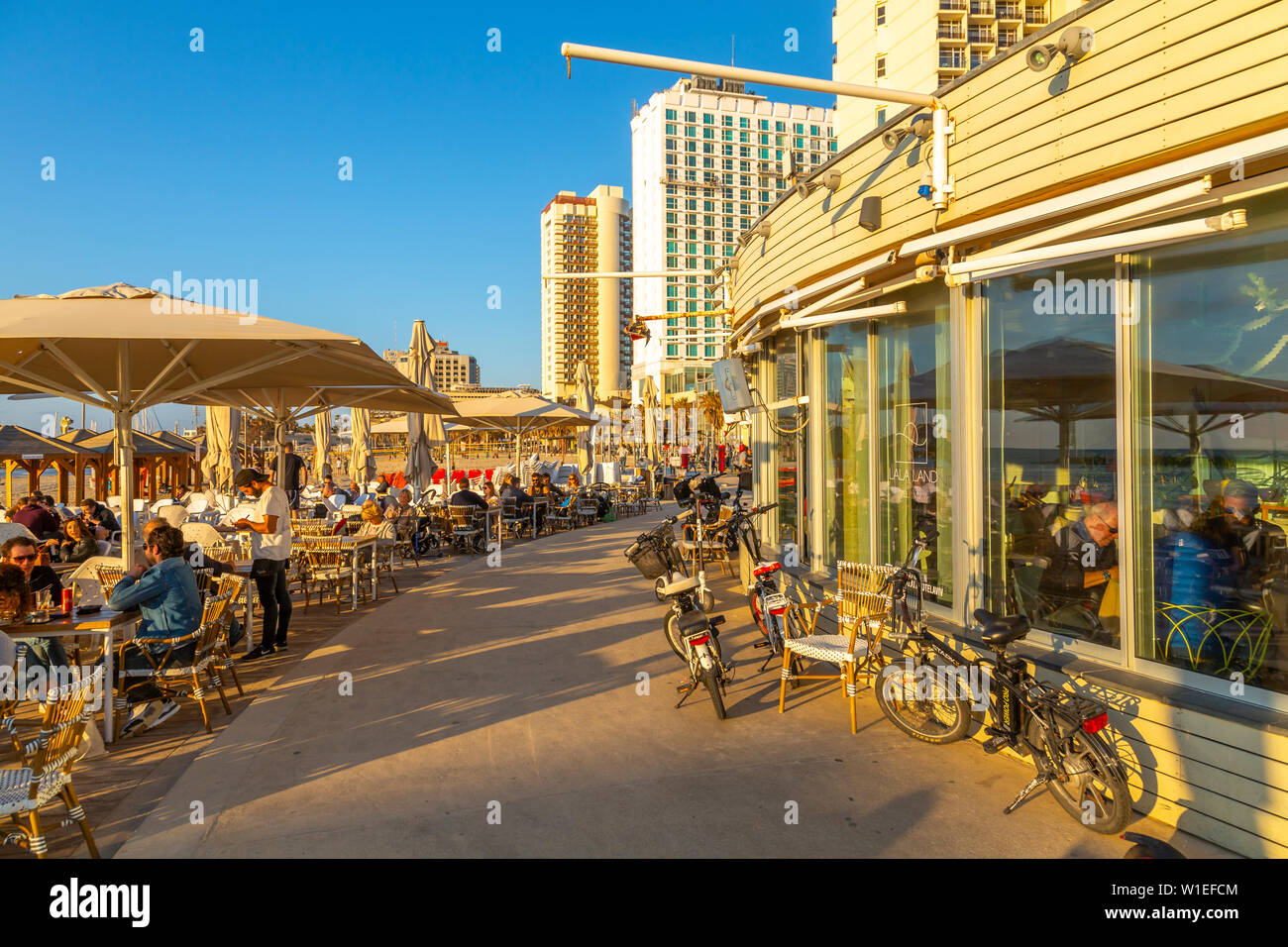 View of cafe restaurants on promenade, Hayarkon Street, Tel Aviv, Israel,  Middle East Stock Photo - Alamy