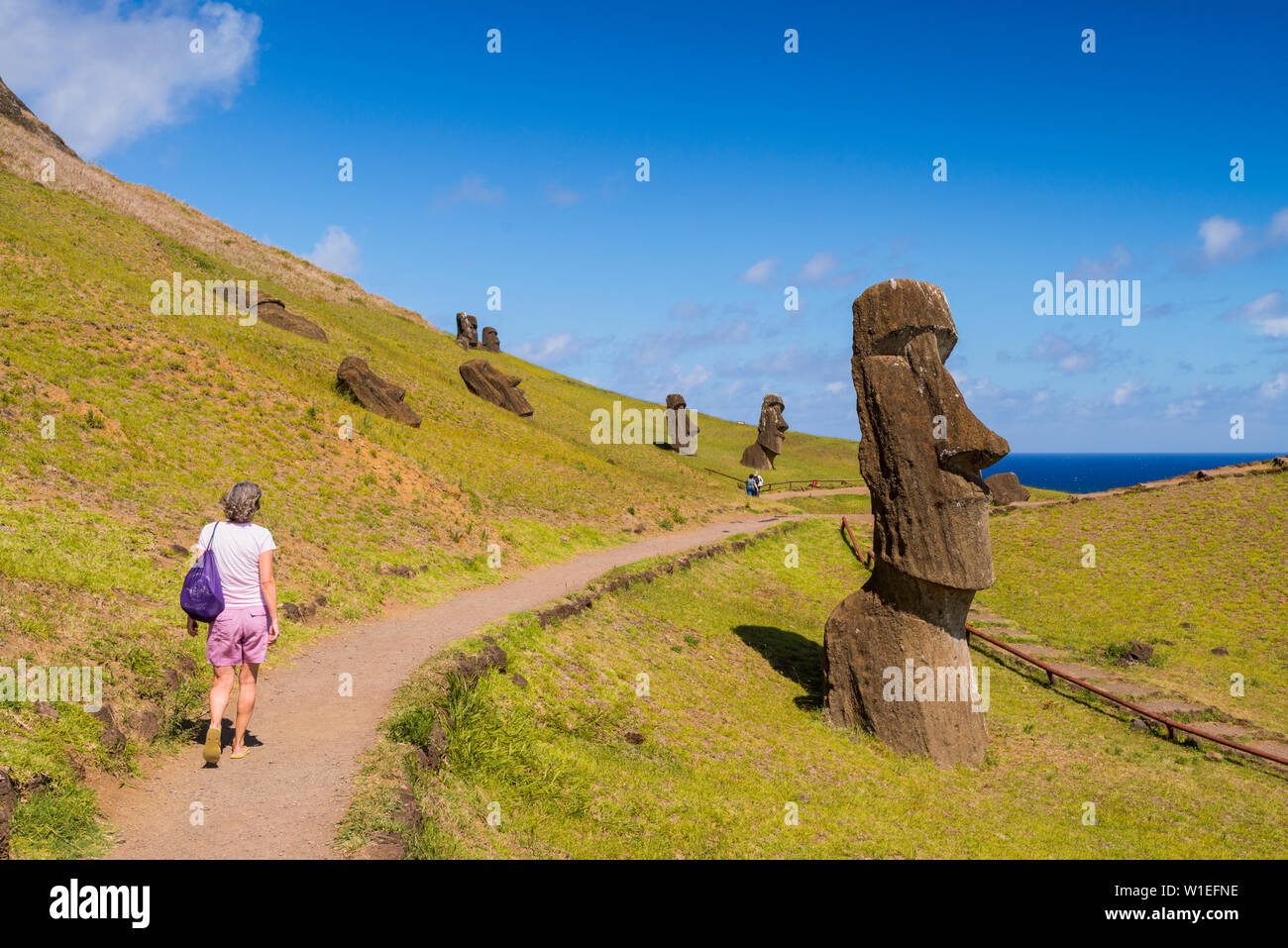 T nuï hi-res stock photography and images - Alamy T nuï hi-res stock photography and images - Alamy