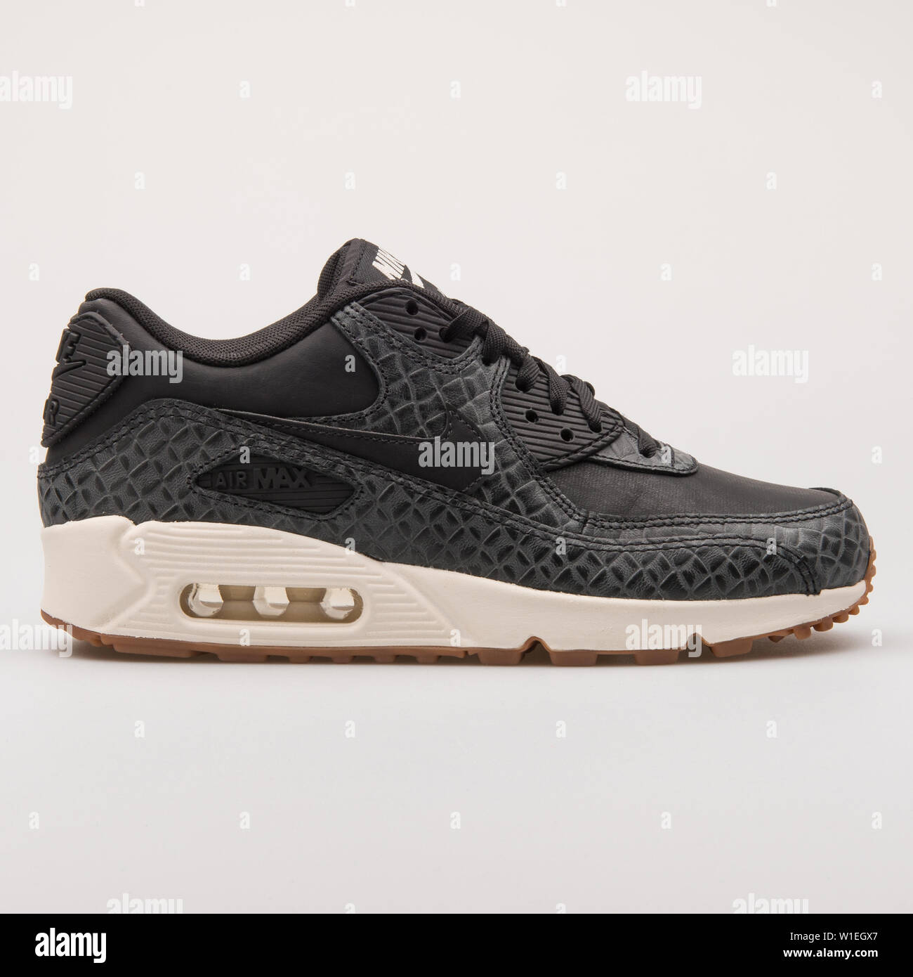 Nike air max 90 sneakers hi-res stock photography and images - Page 2 -  Alamy