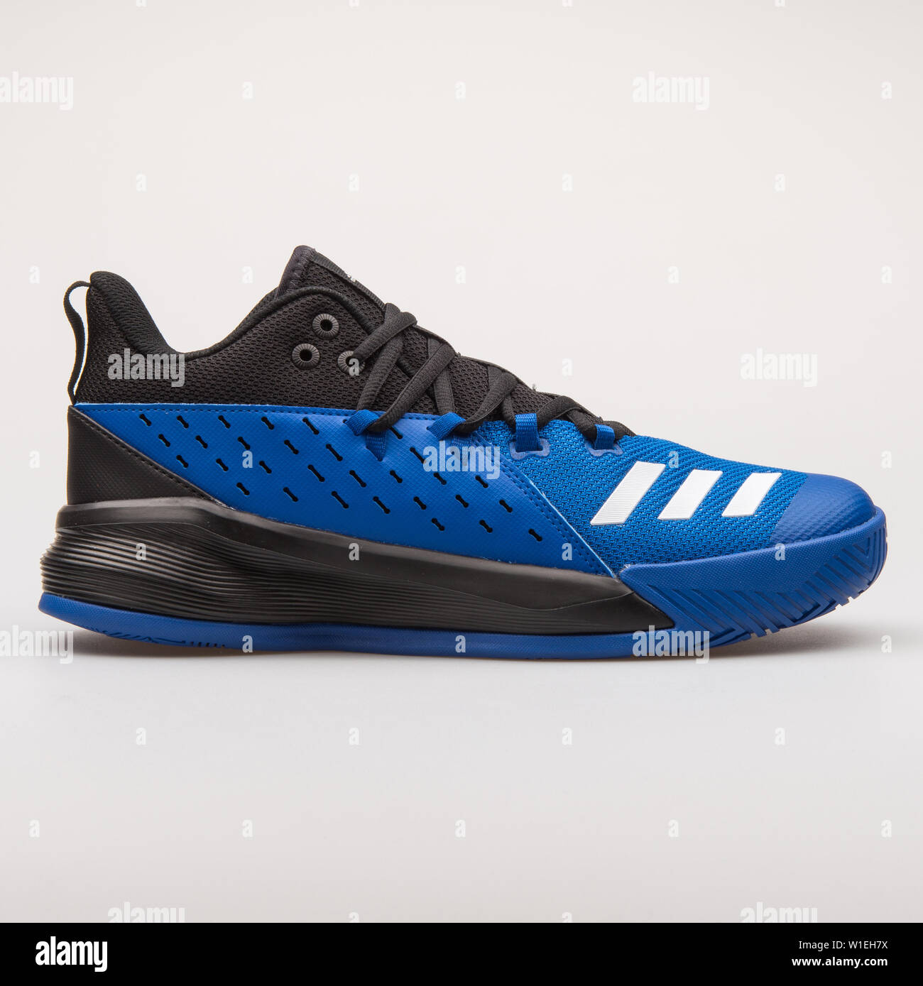 VIENNA, AUSTRIA - AUGUST 23, 2017: Adidas Street Jam 3 black and blue  sneaker on white background Stock Photo - Alamy