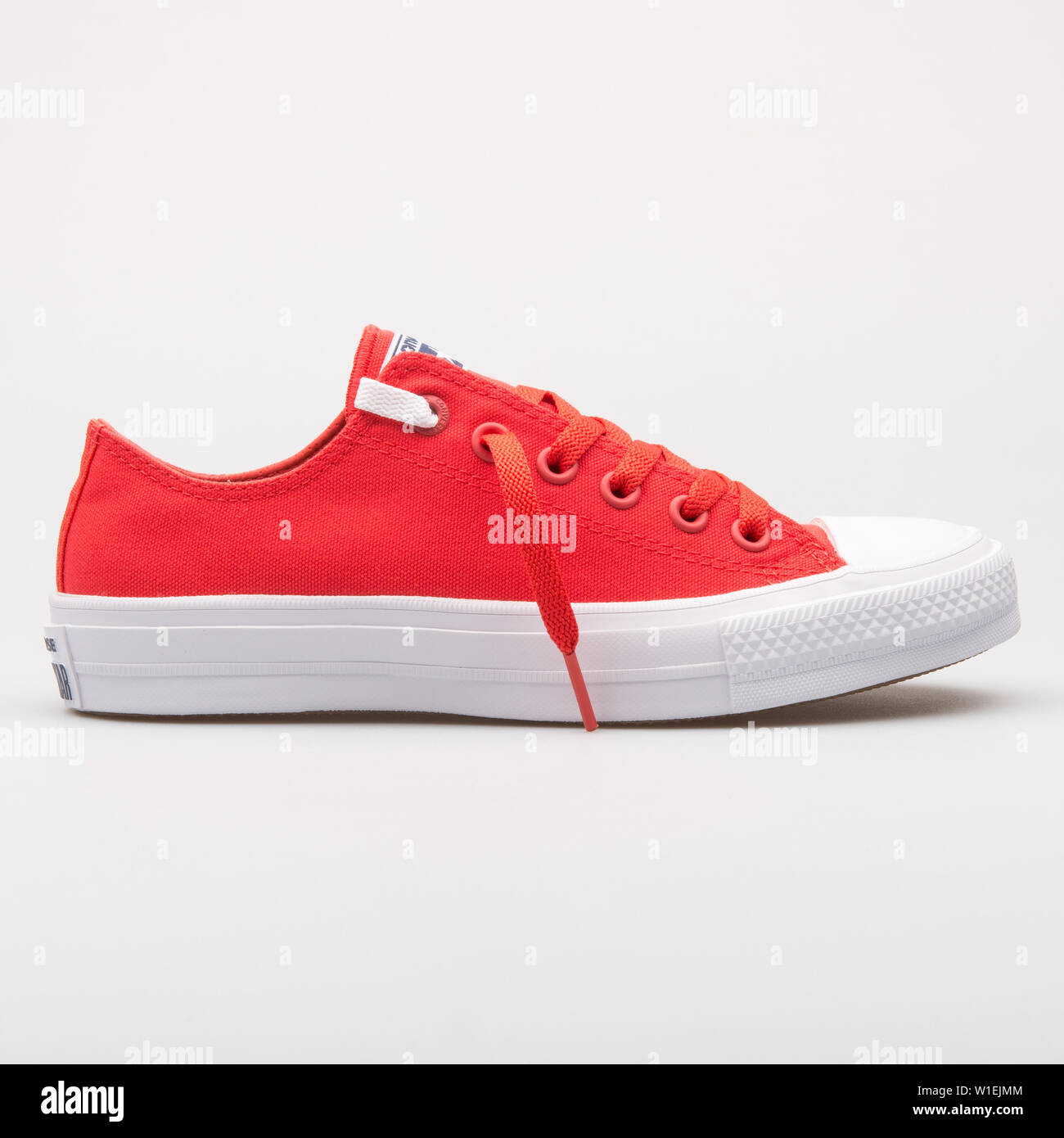 Converse rojos 2017 hotsell