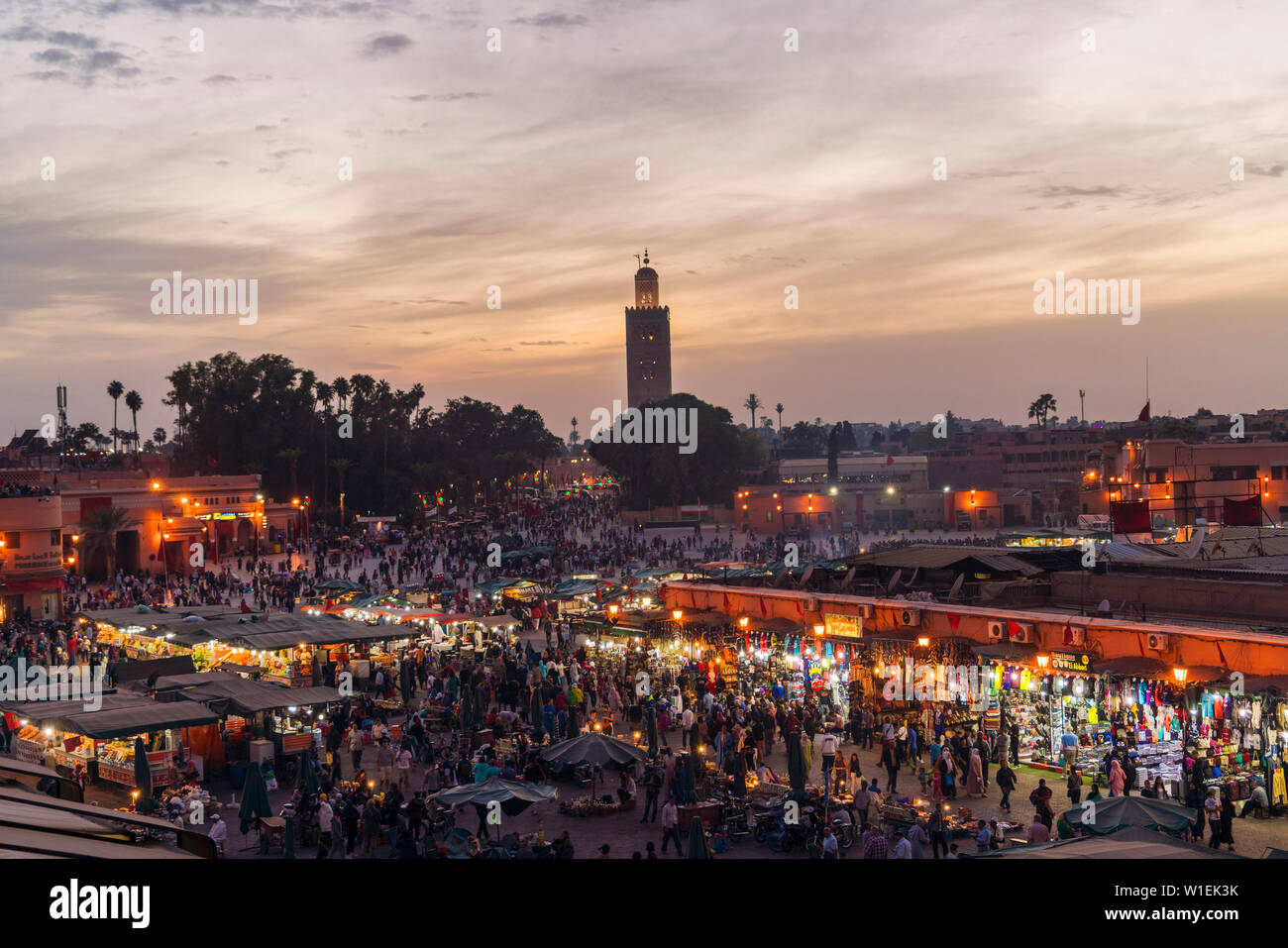jemaa-el-fnaa-at-sunset-bustling-market-square-unesco-world-heritage