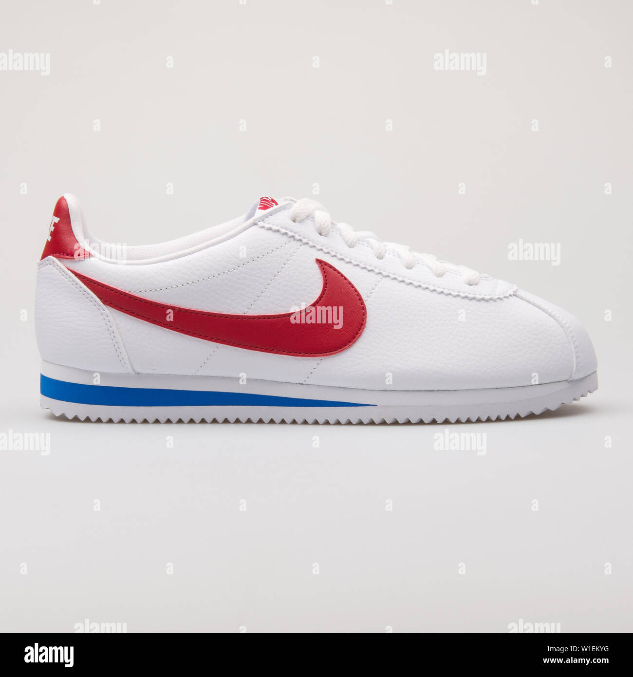 VIENNA, AUSTRIA - AUGUST 23, 2017: Nike Classic Cortez Leather metallic red  bronze sneaker on white background Stock Photo - Alamy