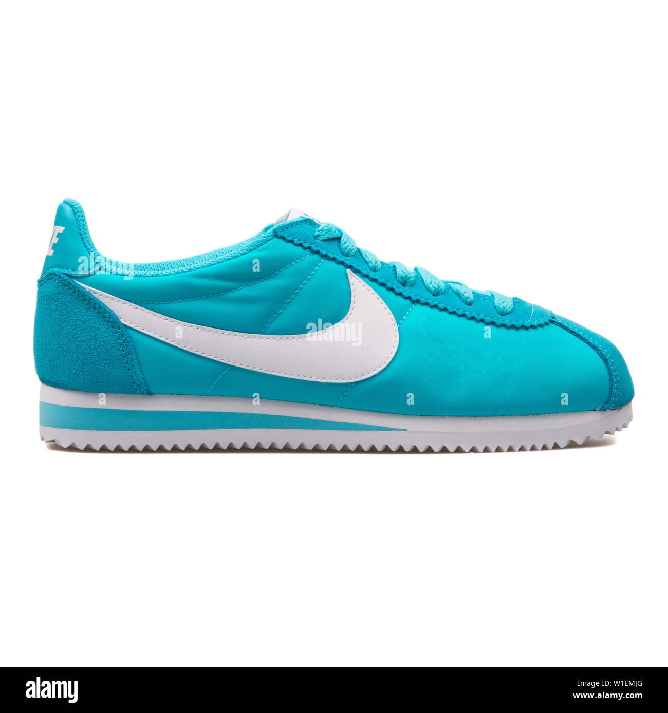 nike cortez 30
