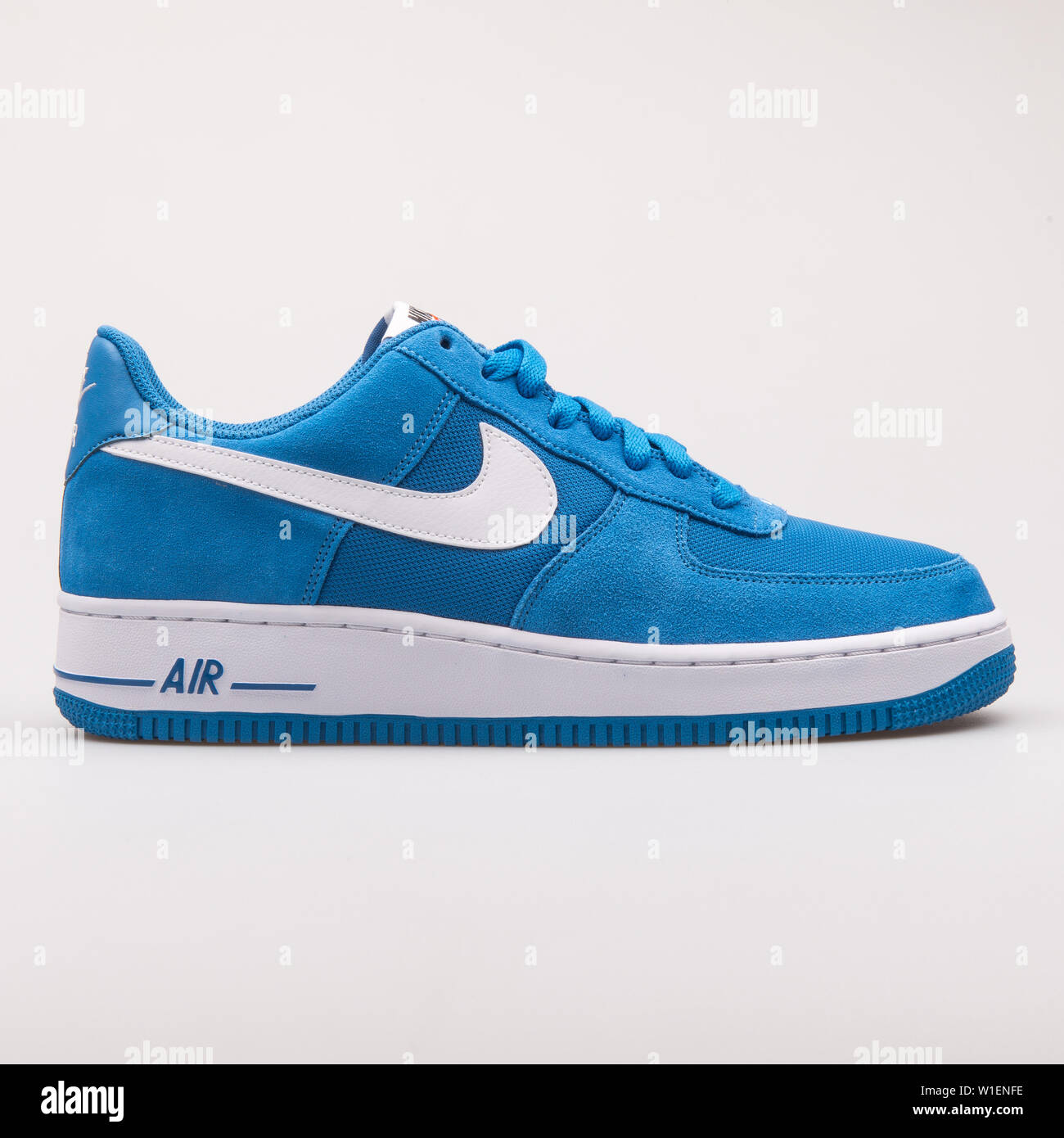 Air Force 1 Sneaker High Resolution Stock Photography and Images - Alamy