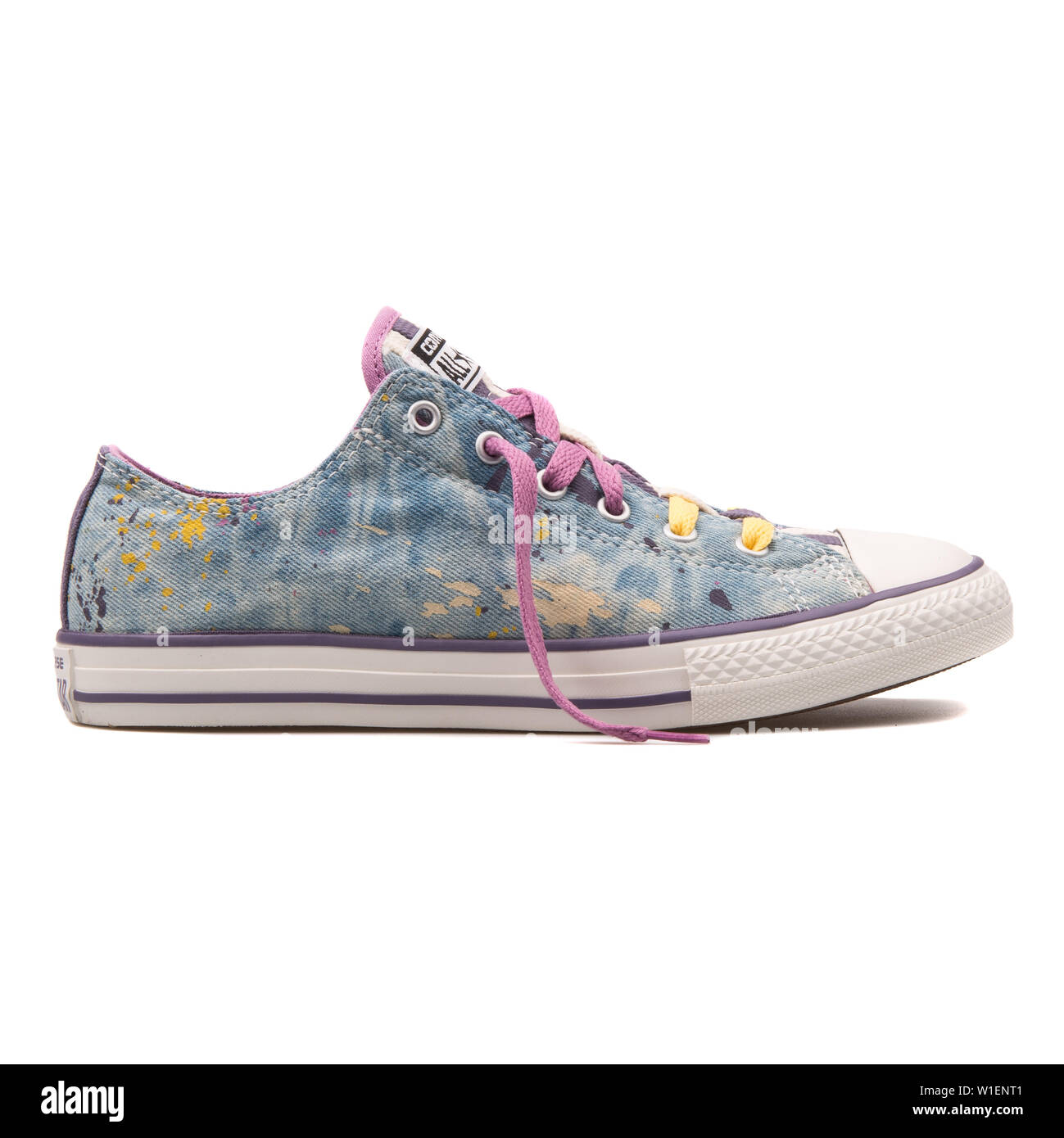 VIENNA, AUSTRIA - AUGUST 10, 2017: Converse Chuck Taylor All Star Loopholes Slip Moody purple and blue sneaker on white background Stock Photo - Alamy