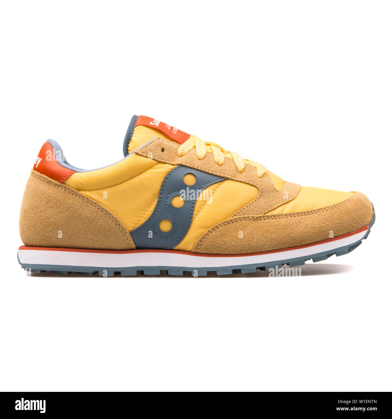 Saucony sneakers hi-res stock photography and images - Alamy