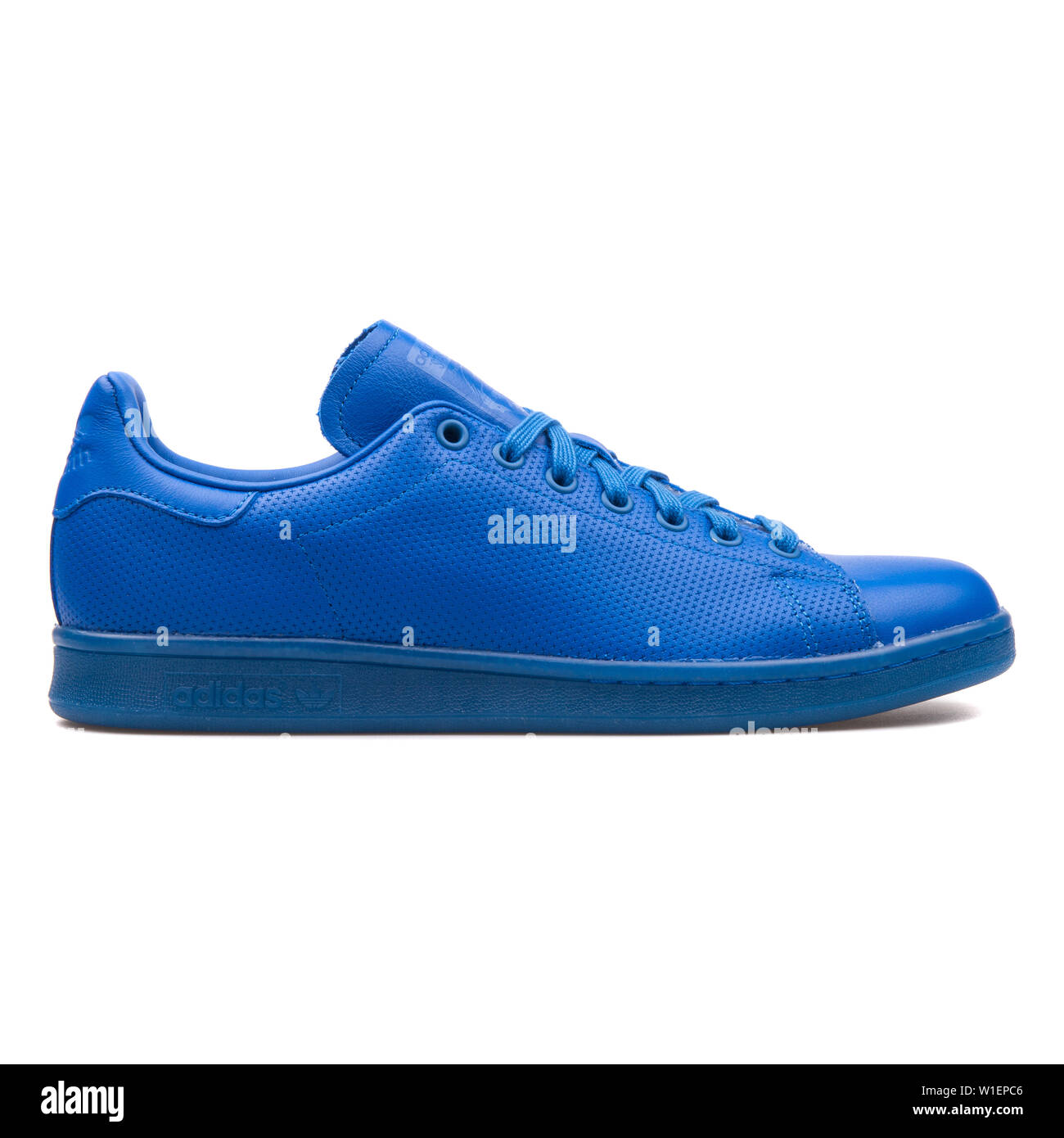 Stan smith sneakers Cut Out Stock Images Pictures Alamy