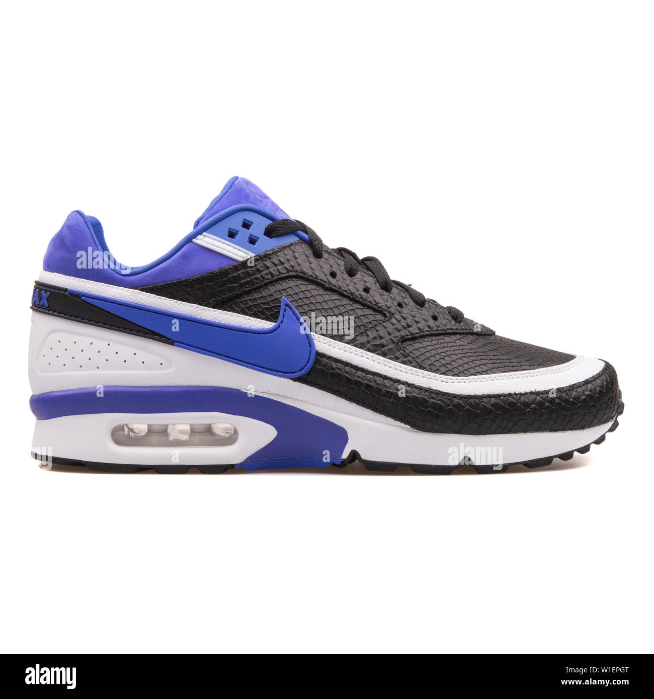 VIENNA, AUSTRIA - AUGUST 10, 2017: Nike Air Max BW Premium black, purple  and white sneaker on white background Stock Photo - Alamy