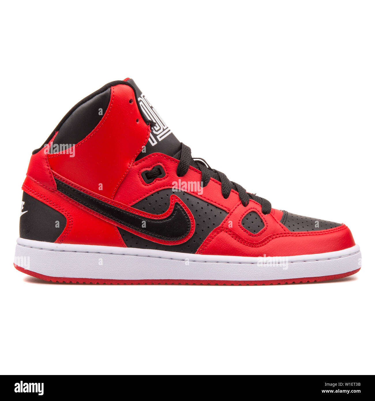 nike son of force mid red black