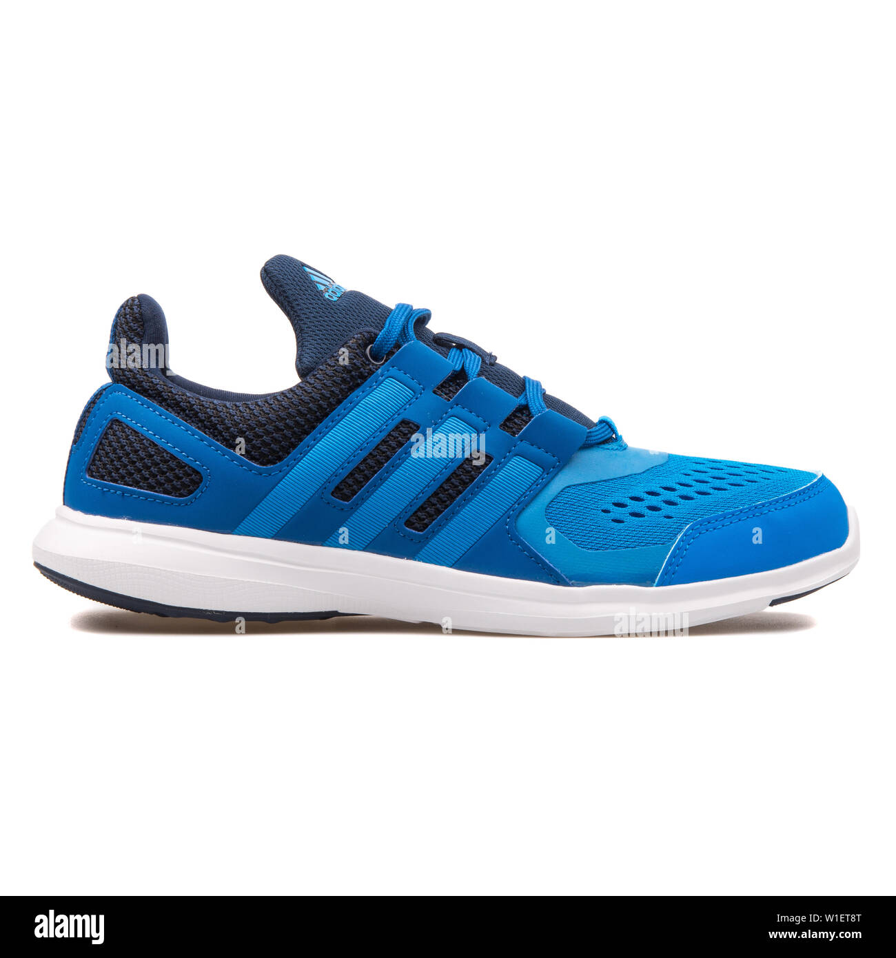 Adidas kids sportswear hi-res stock photography and images - Alamy