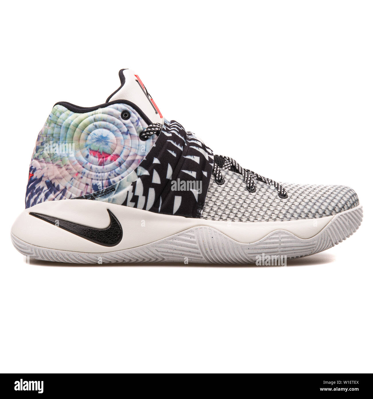 VIENNA, AUSTRIA - AUGUST 10, 2017: Nike Kyrie 2 black and multi color  sneaker on white background Stock Photo - Alamy