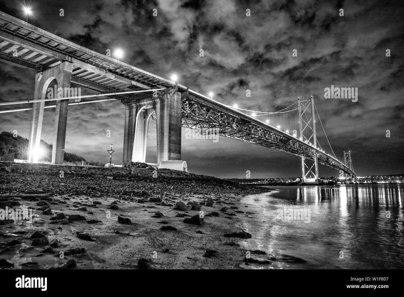 Forth Bridge from North Queensferry Stock Photo