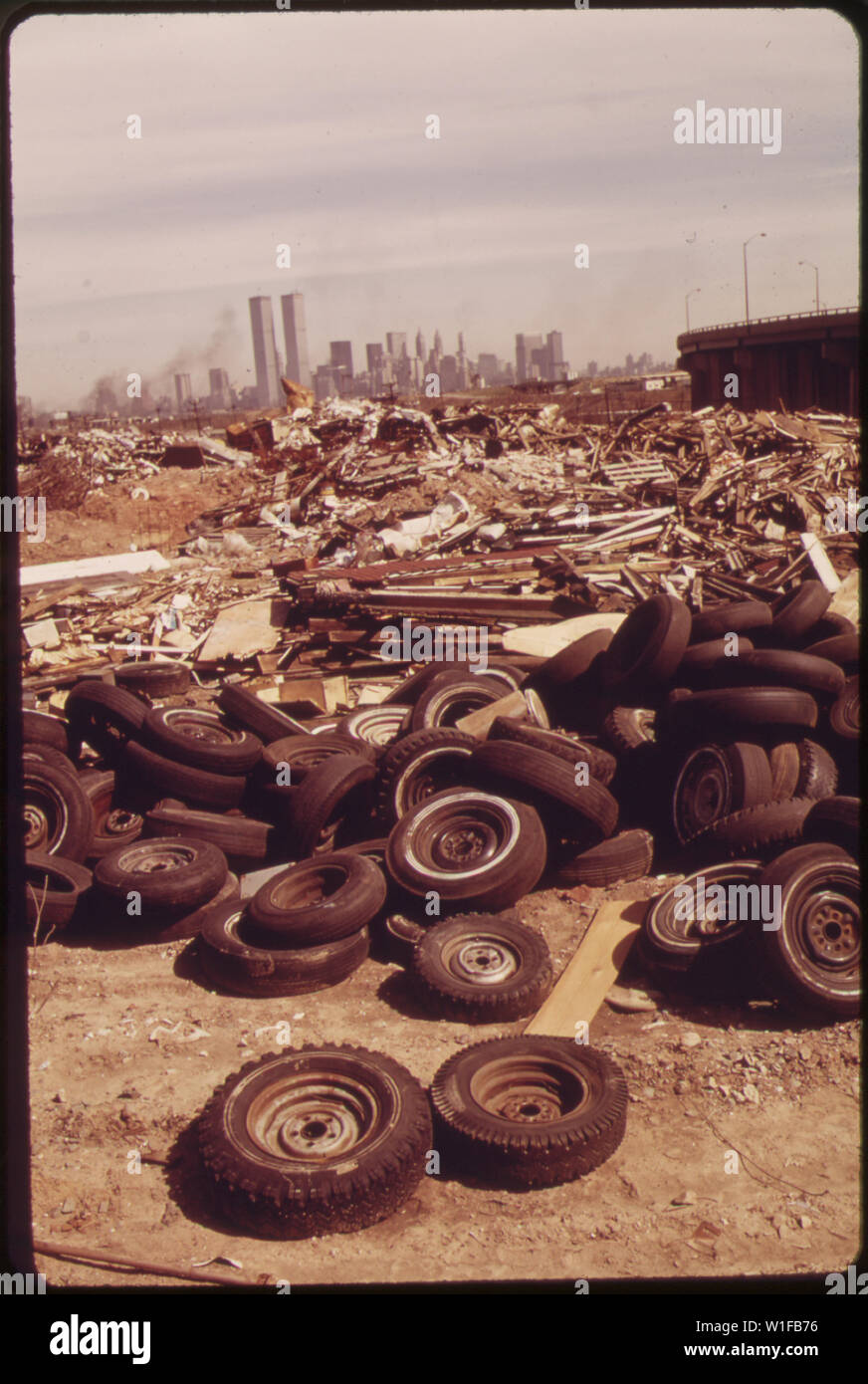 ILLEGAL DUMPING AREA OFF THE NEW JERSEY TURNPIKE, FACING MANHATTAN