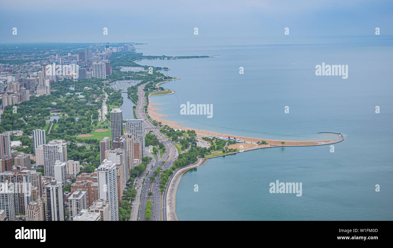 Lake shore of Chicago - aerial view Stock Photo - Alamy