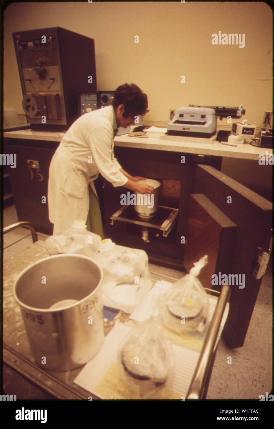 LABORATORY AT EPA'S LAS VEGAS NATIONAL RESEARCH CENTER Stock Photo Alamy