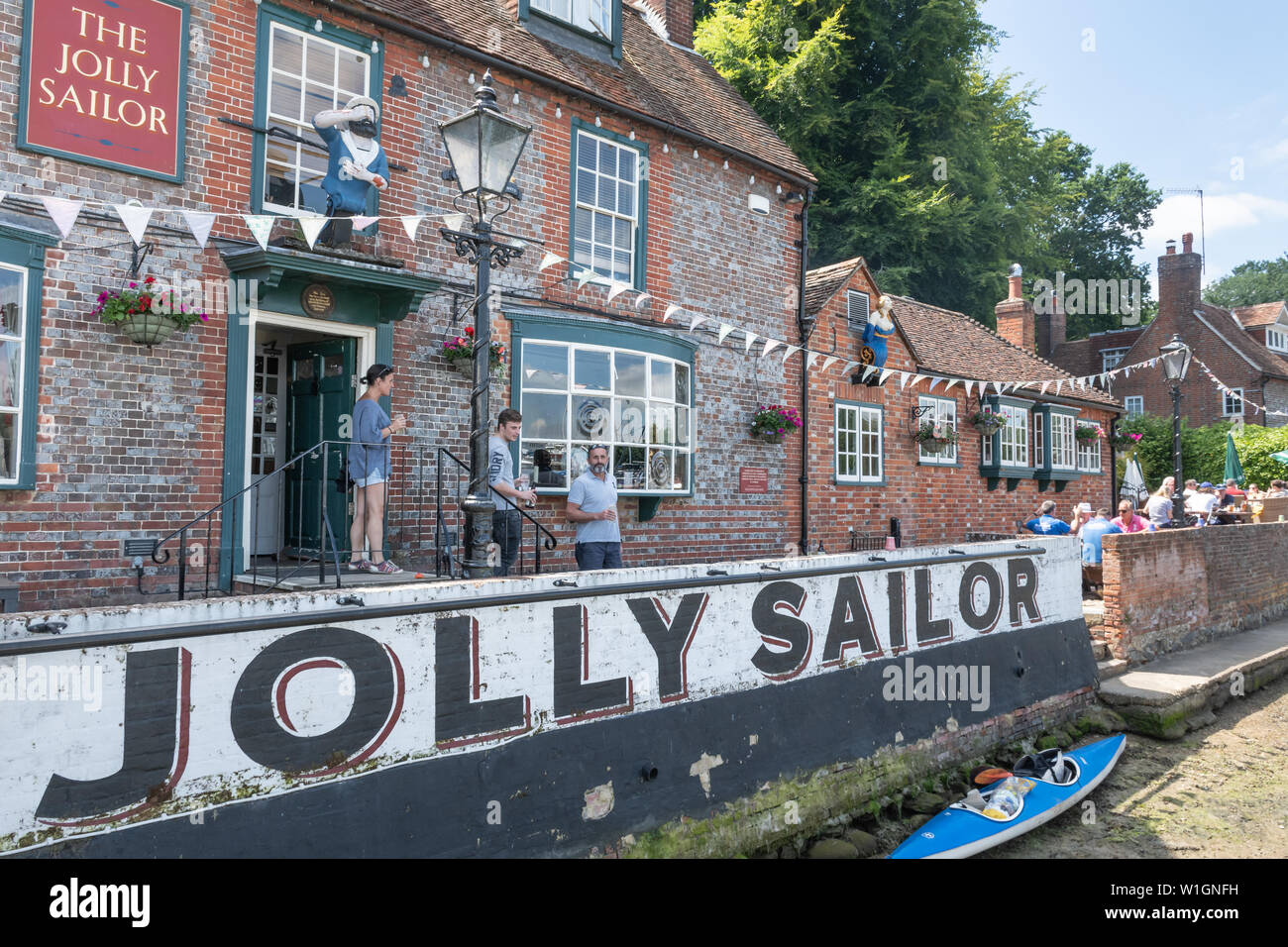 Hamble Pub Stock Photos Hamble Pub Stock Images Alamy