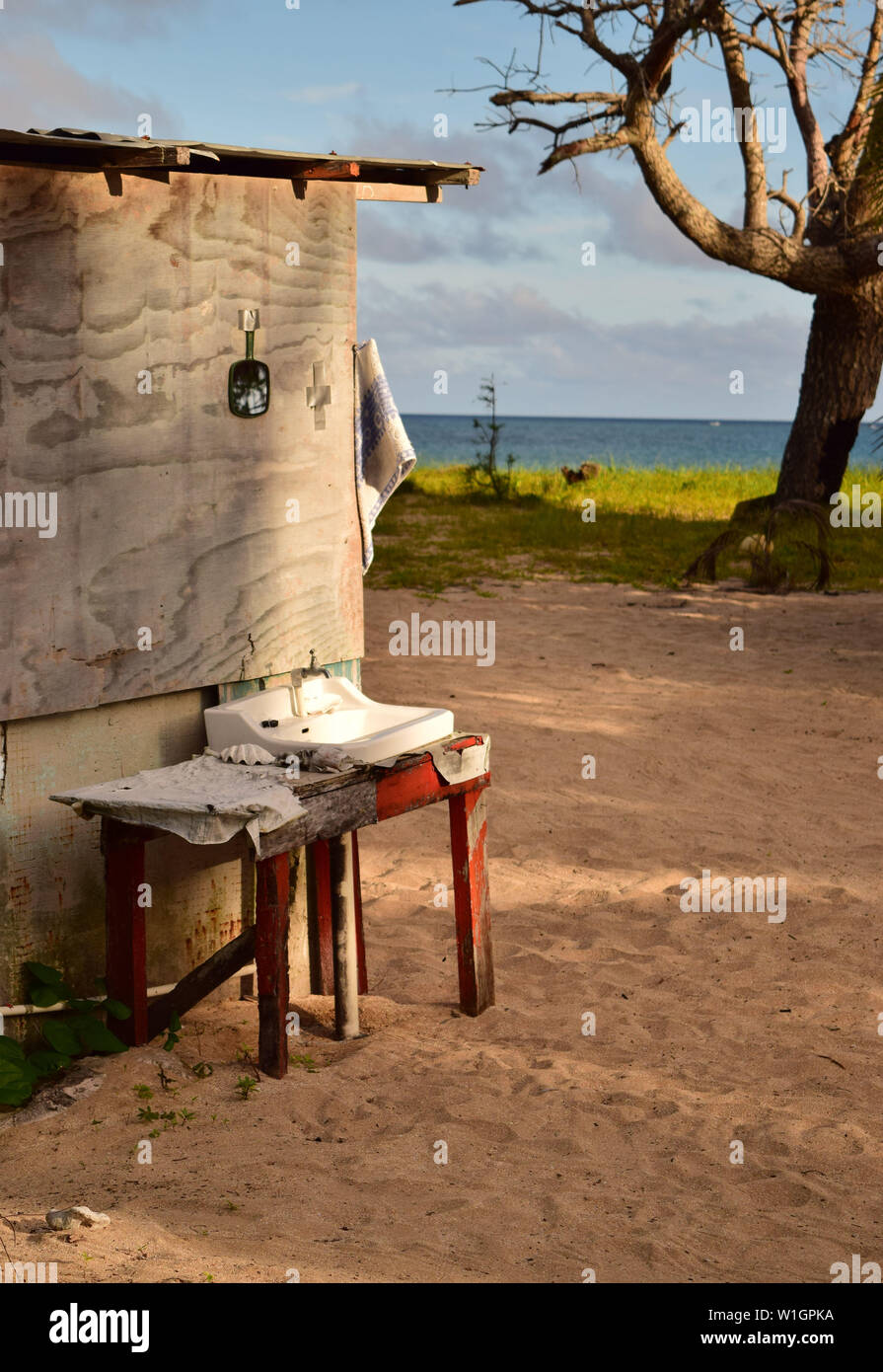 Simple bathrooms on Uoleva Island, Taiana's Resort, Tonga Stock Photo